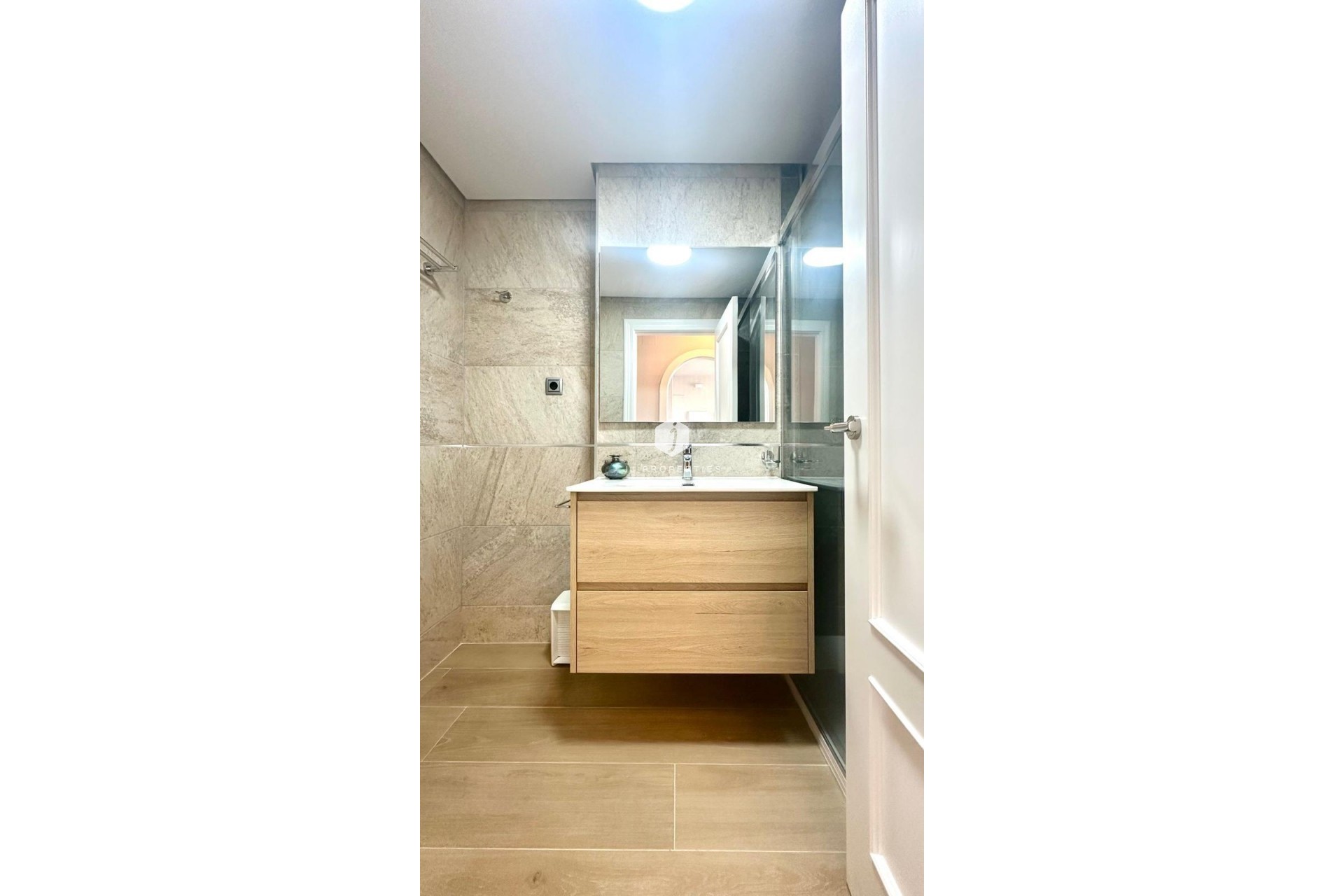 Segunda mano - Apartamento / piso -
Orihuela Costa - Campoamor