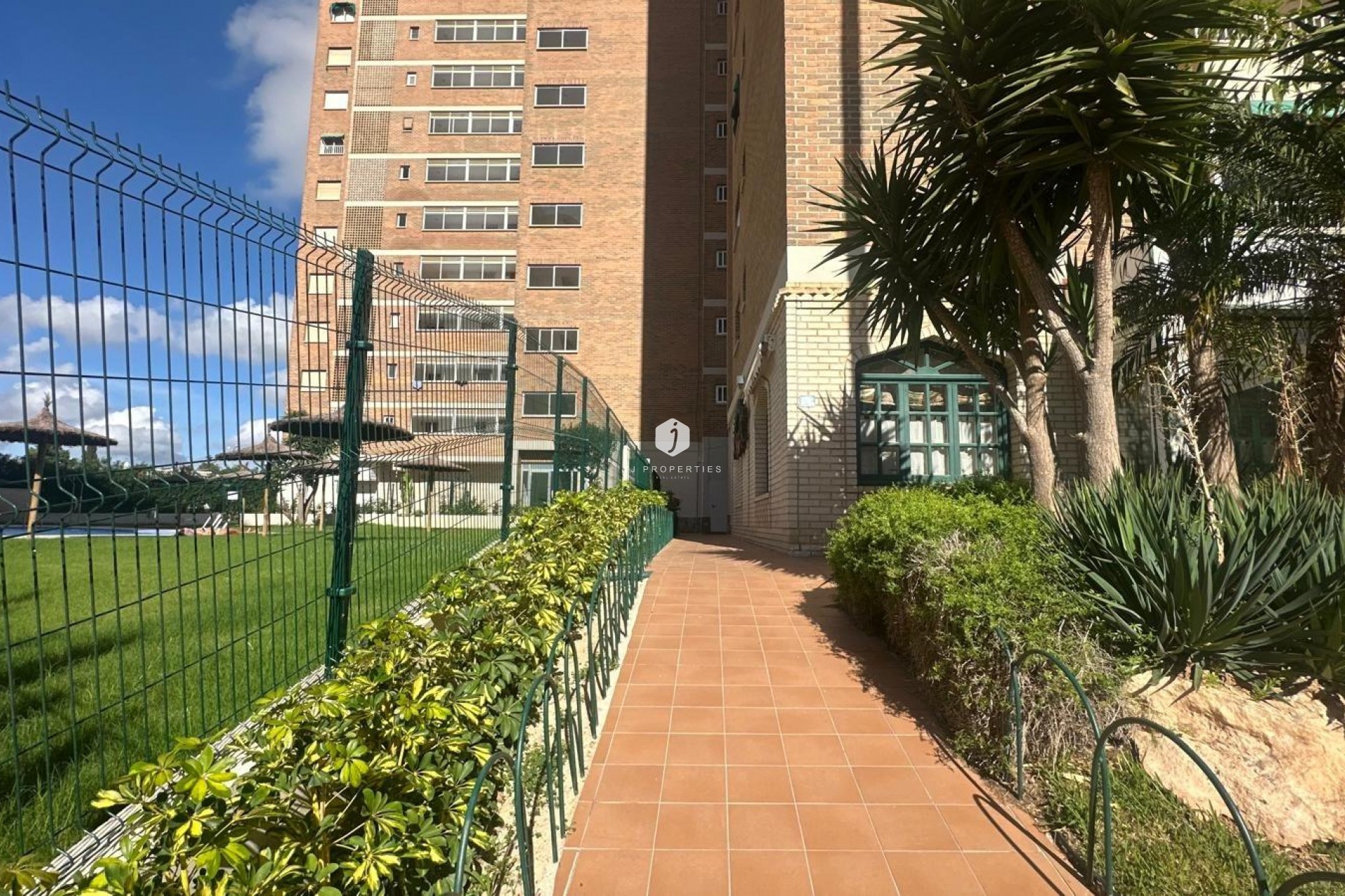 Segunda mano - Apartamento / piso -
Orihuela Costa - Campoamor