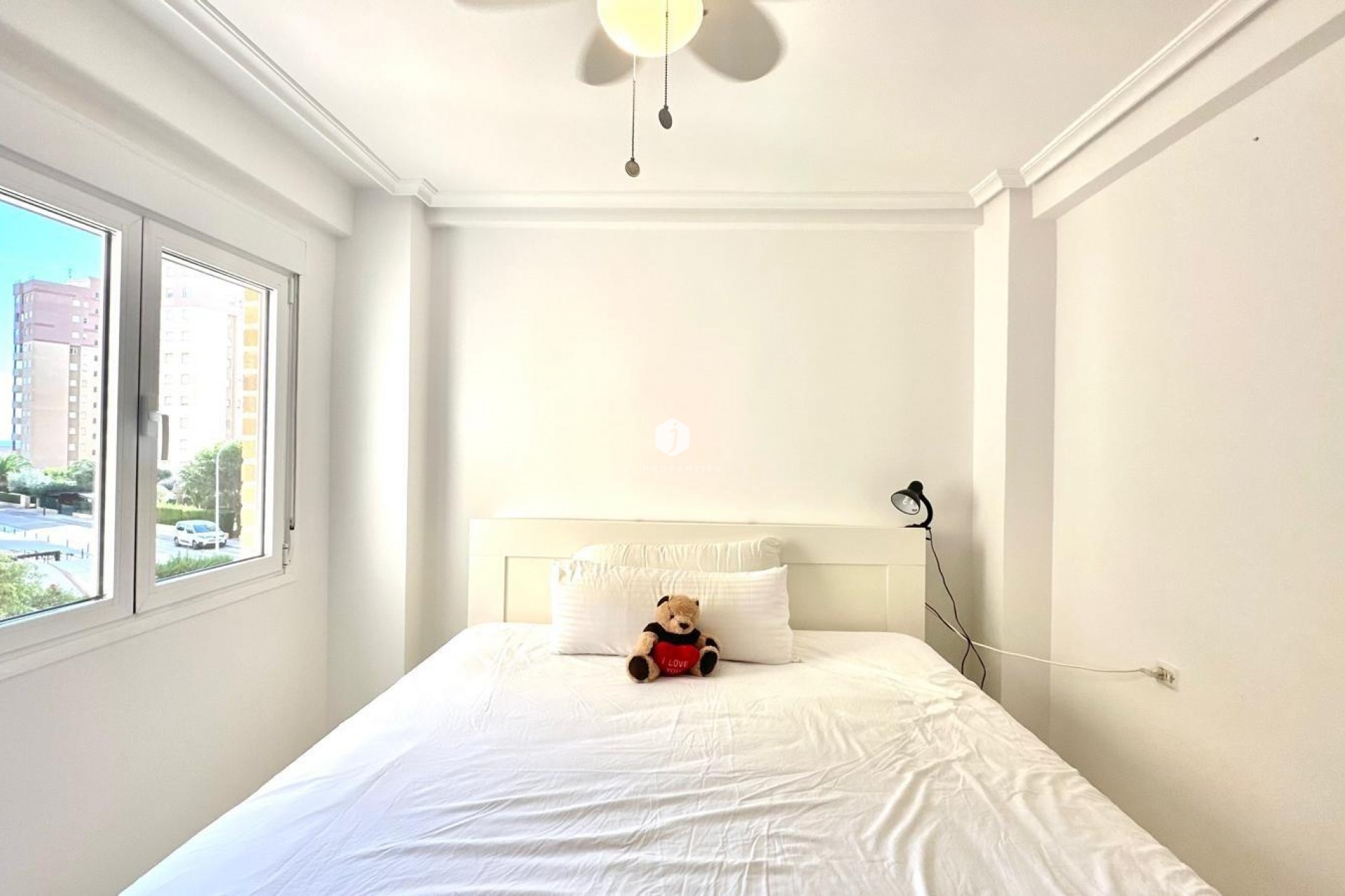 Segunda mano - Apartamento / piso -
Orihuela Costa - Campoamor