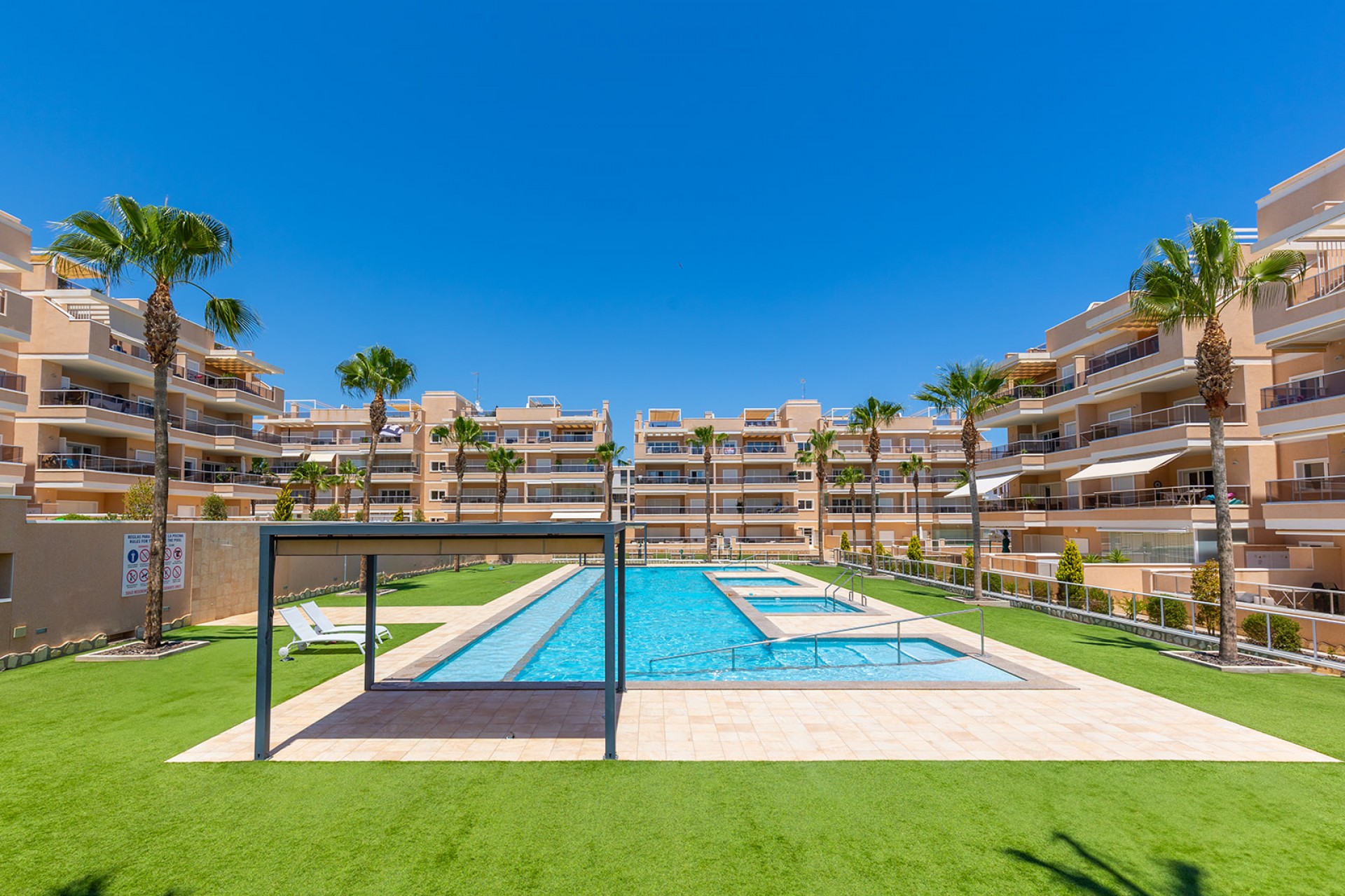 Segunda mano - Apartamento / piso -
Orihuela Costa - Costa Blanca