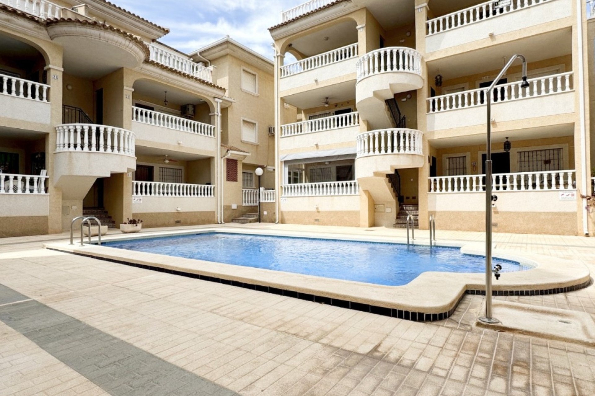 Segunda mano - Apartamento / piso -
Orihuela Costa - Costa Blanca