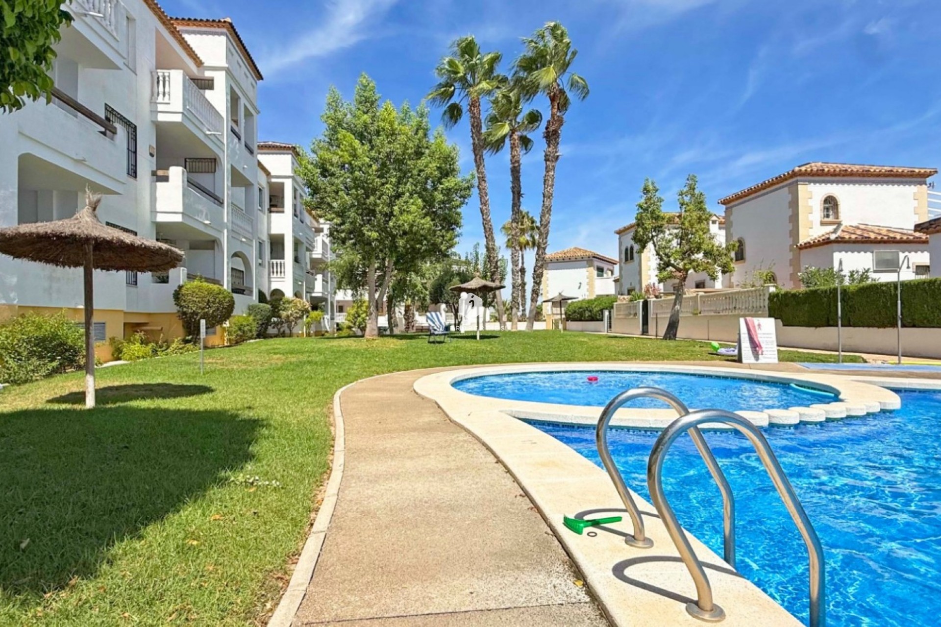 Segunda mano - Apartamento / piso -
Orihuela Costa - Costa Blanca