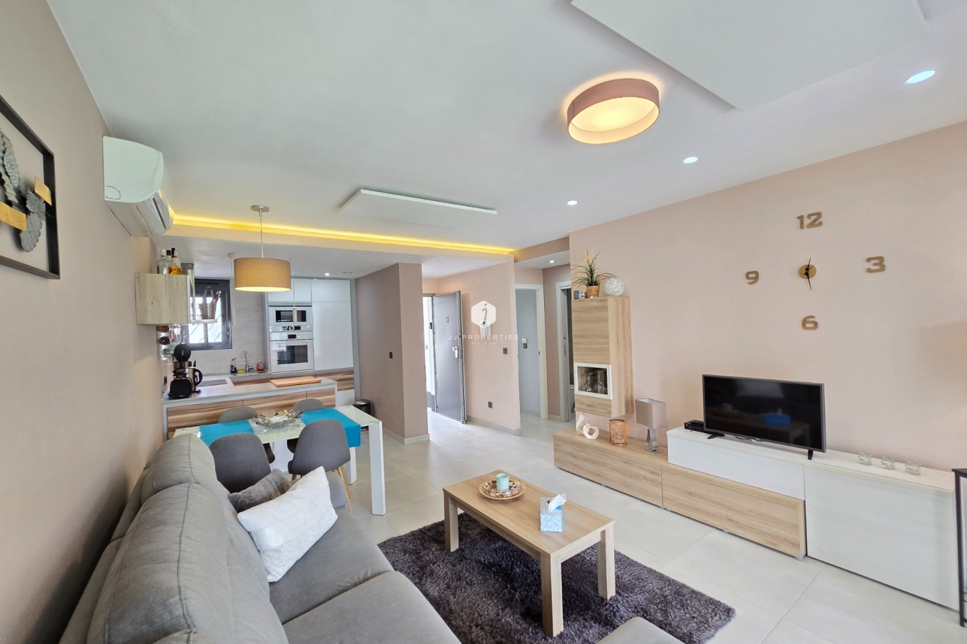 Segunda mano - Apartamento / piso -
Orihuela Costa - Costa Blanca