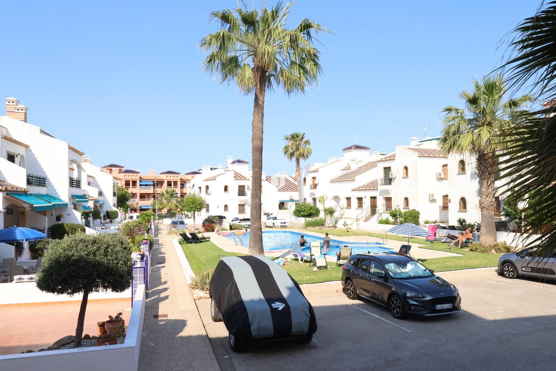 Segunda mano - Apartamento / piso -
Orihuela Costa - Costa Blanca