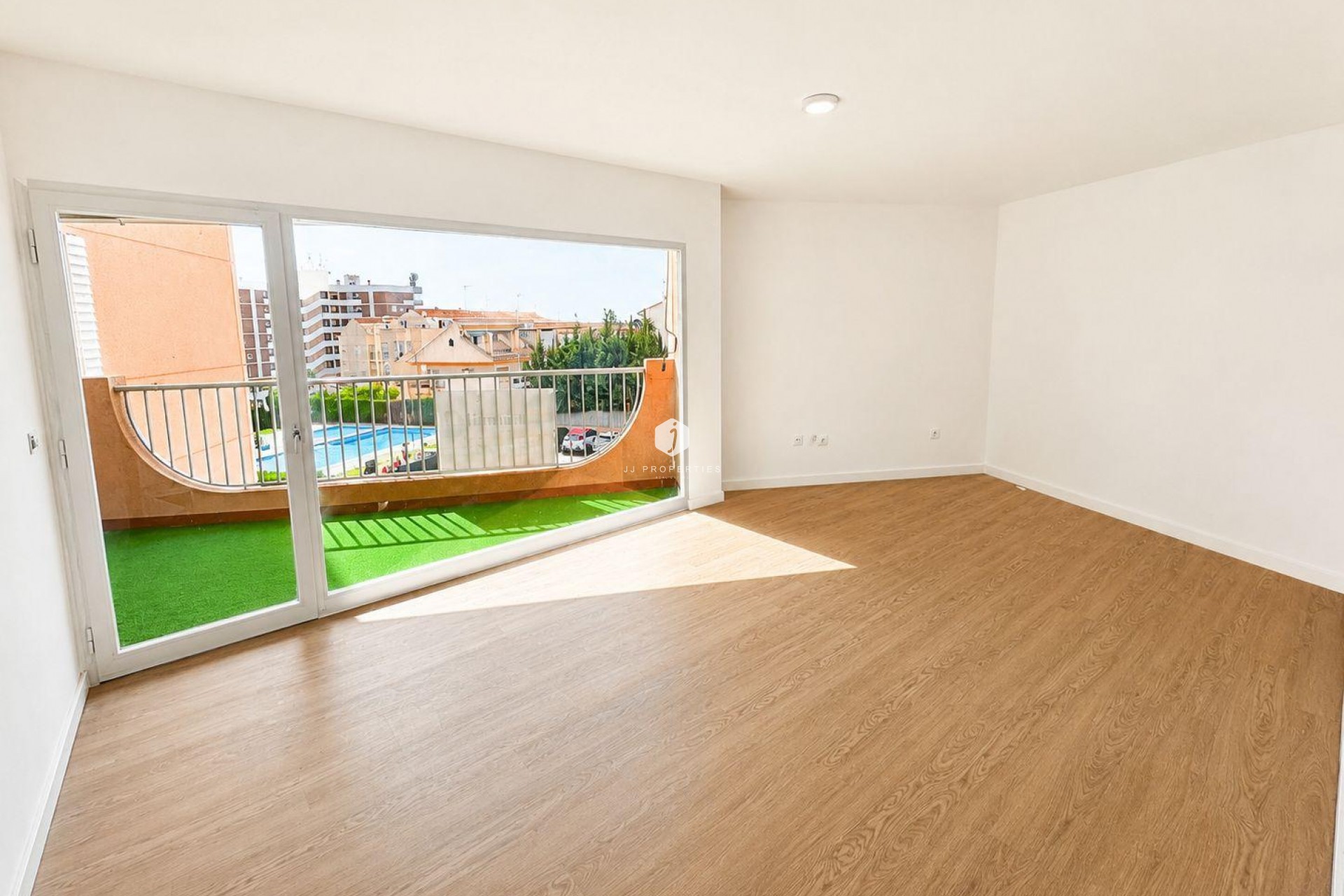 Segunda mano - Apartamento / piso -
Orihuela Costa - La Regia