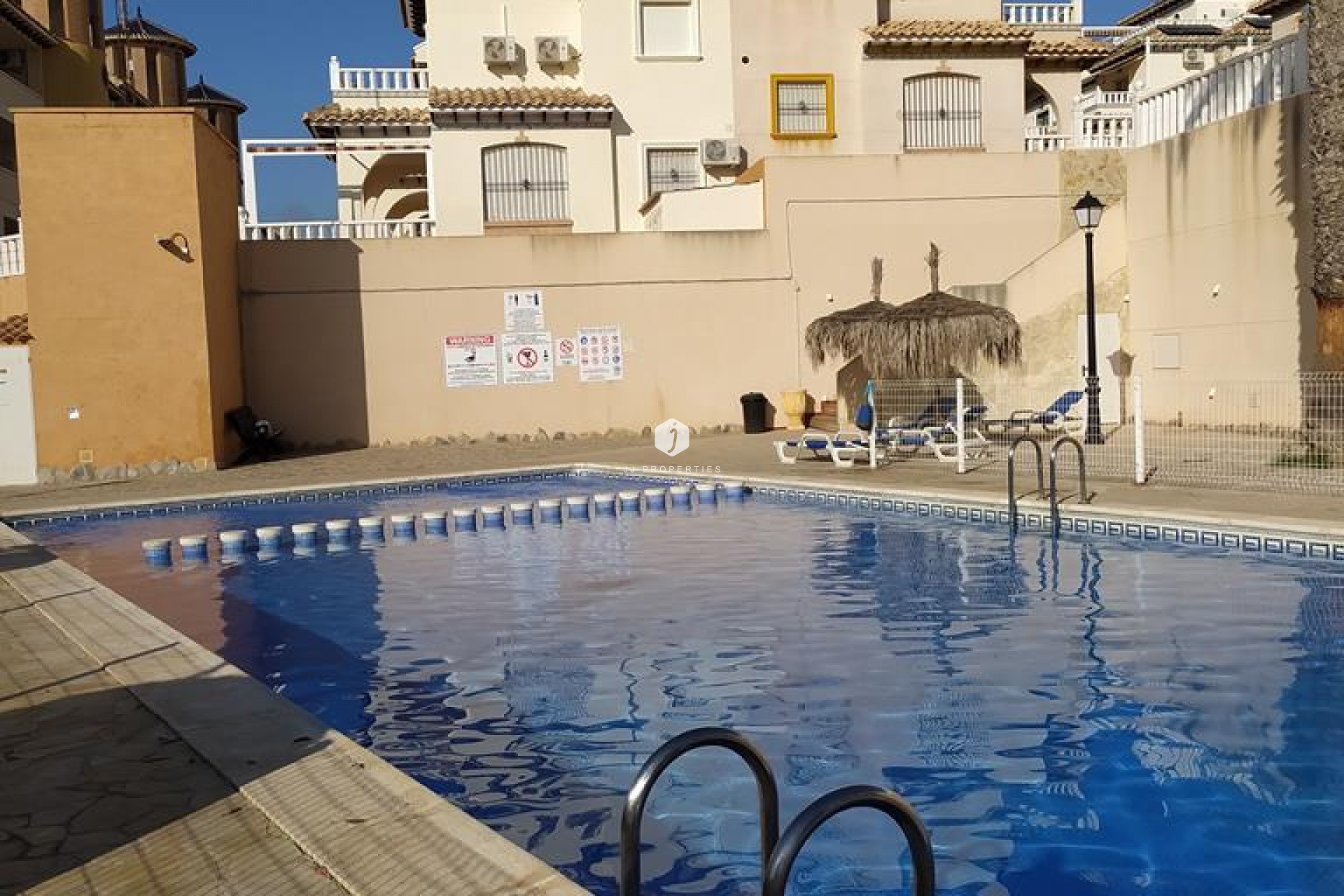 Segunda mano - Apartamento / piso -
Orihuela Costa - LOMAS CABO ROIG