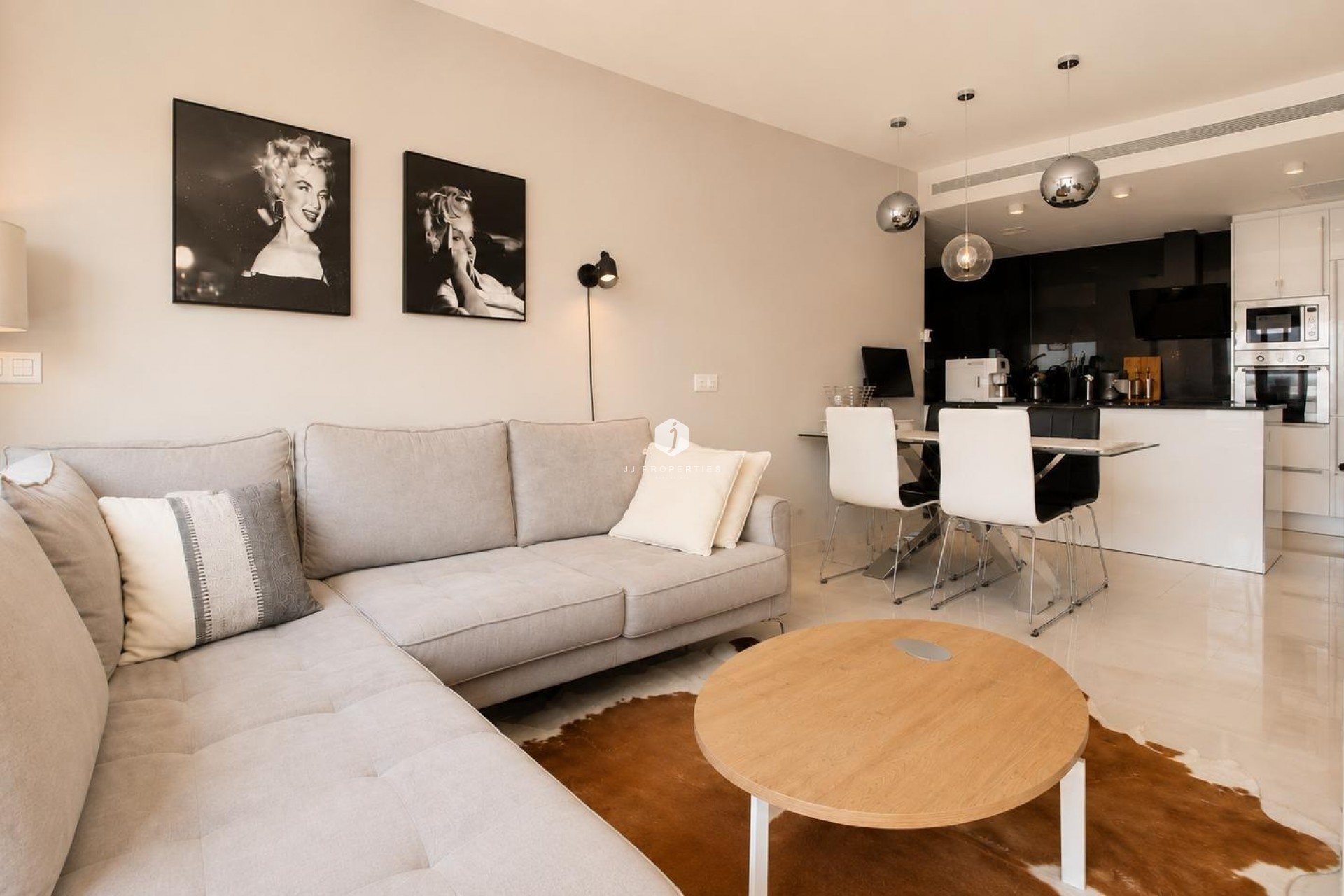 Segunda mano - Apartamento / piso -
Orihuela Costa - PAU 8