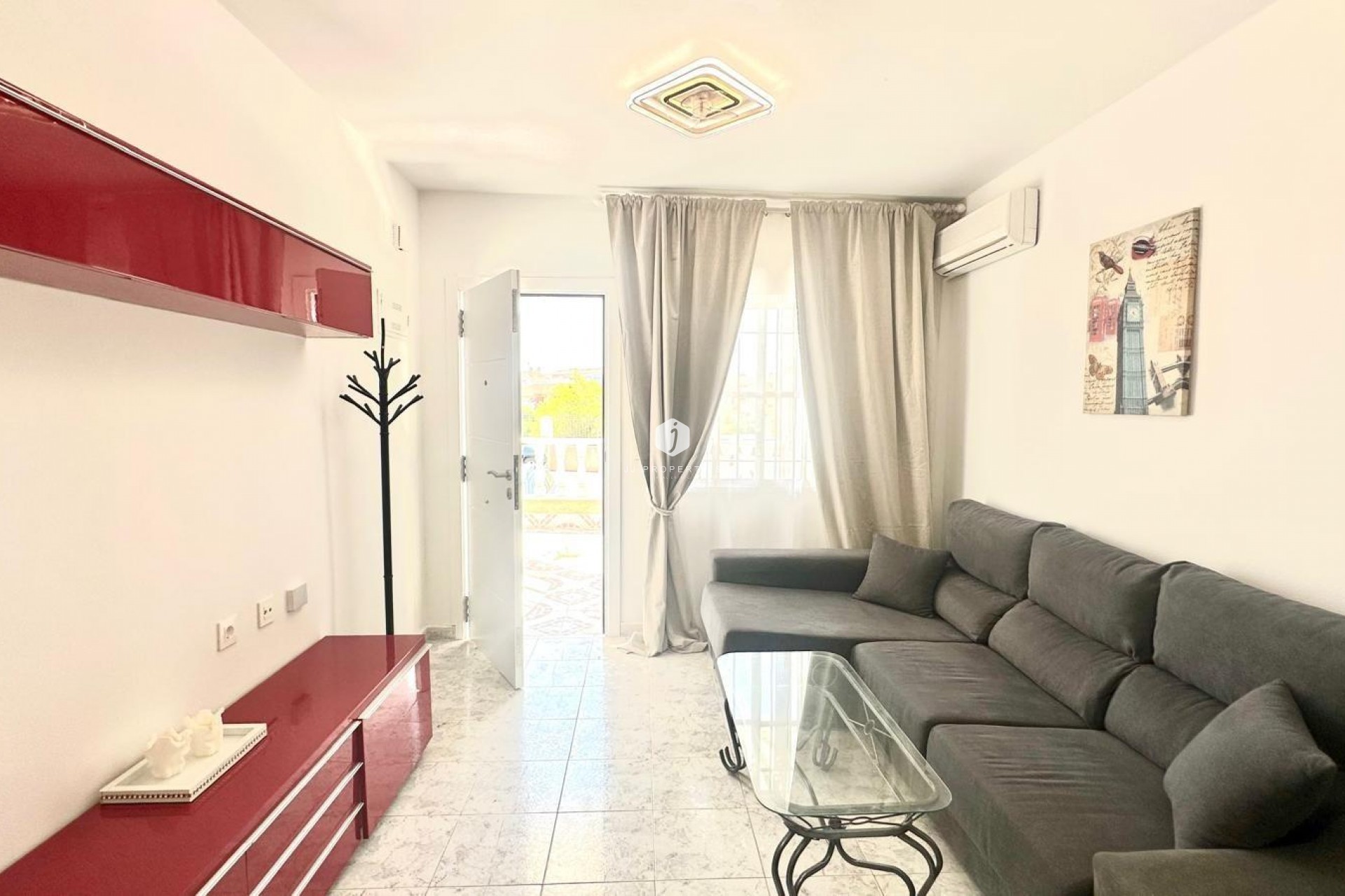 Segunda mano - Apartamento / piso -
Orihuela Costa - Playa Flamenca