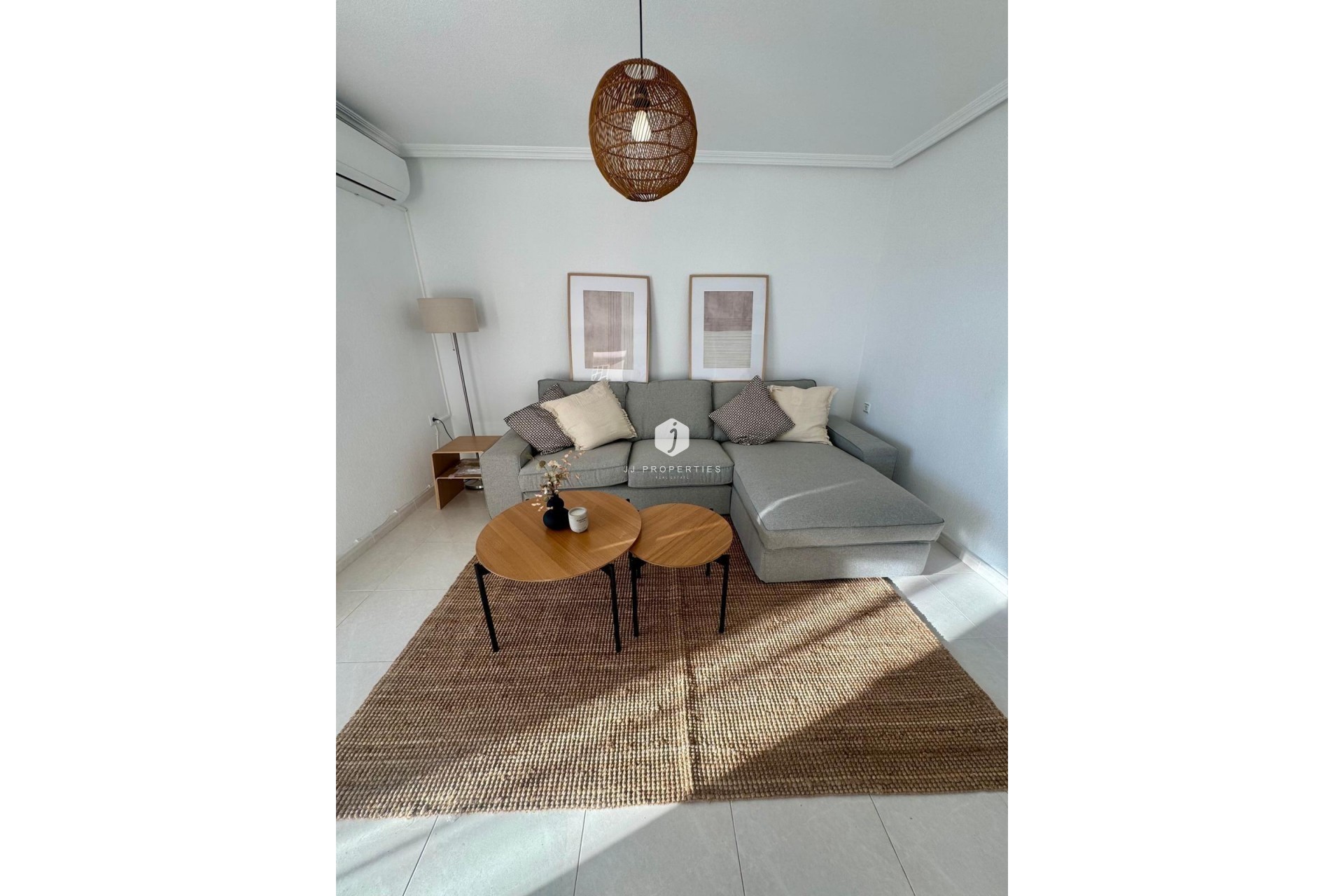 Segunda mano - Apartamento / piso -
Orihuela Costa - Playa Flamenca