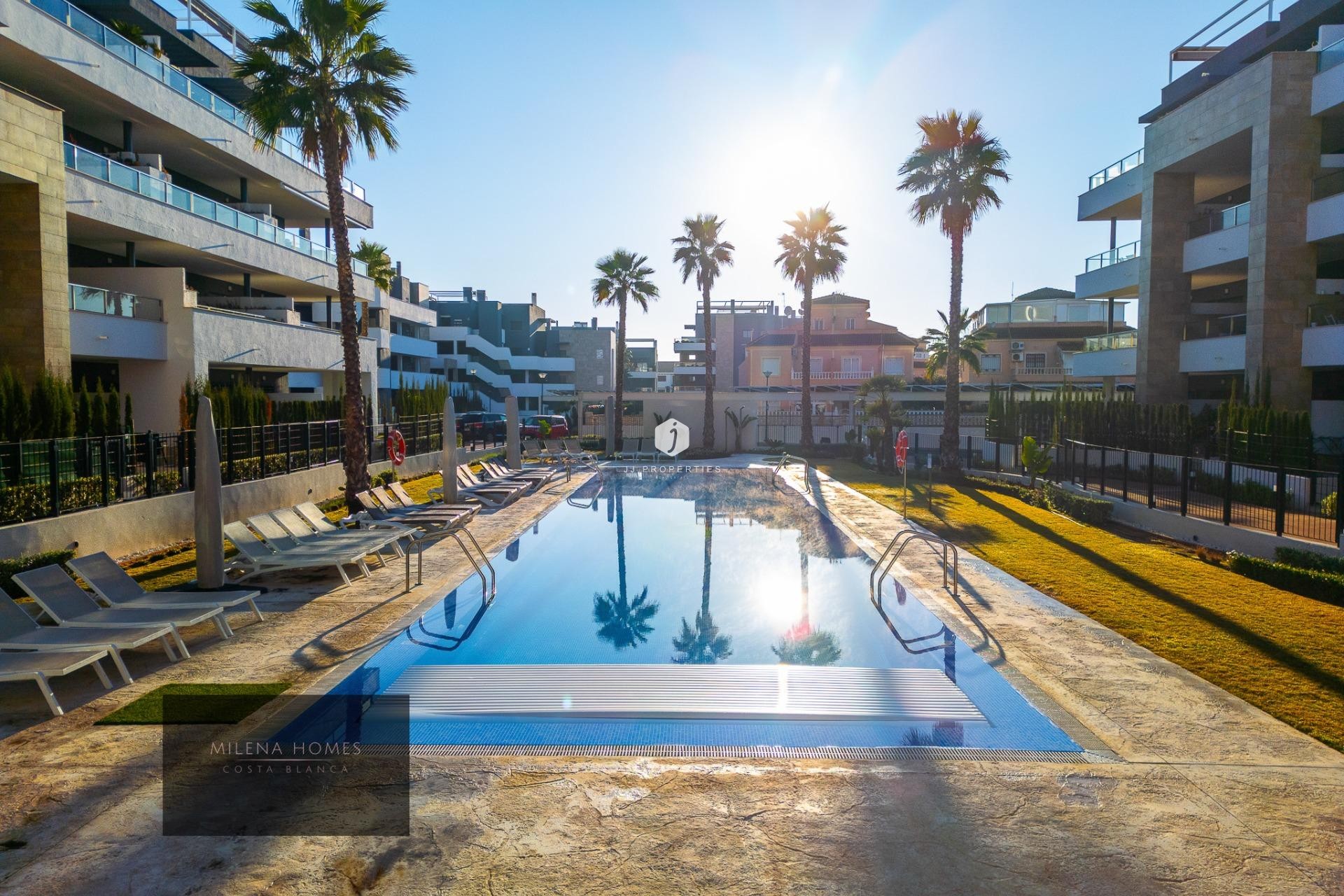 Segunda mano - Apartamento / piso -
Orihuela Costa - Playa Flamenca