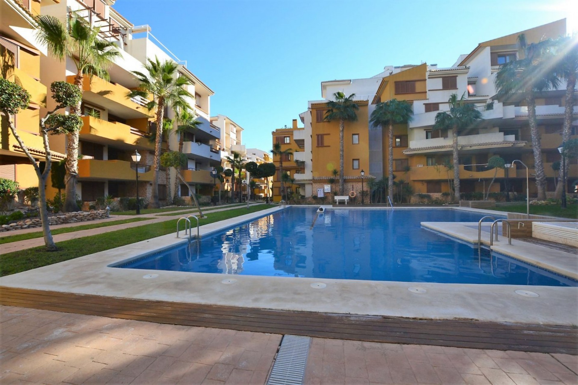 Segunda mano - Apartamento / piso -
Orihuela Costa - Punta Prima