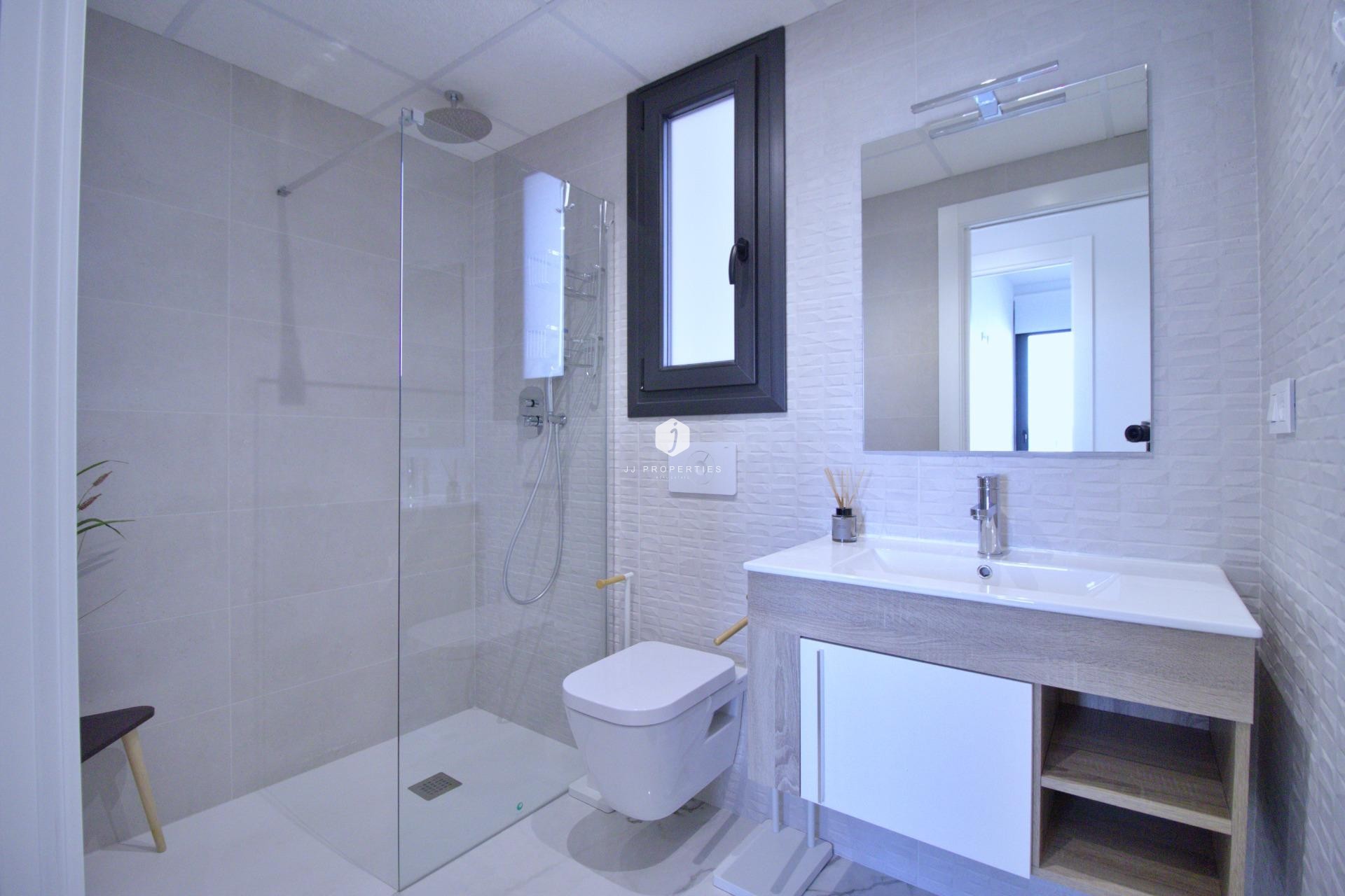 Segunda mano - Apartamento / piso -
Orihuela Costa - Punta Prima