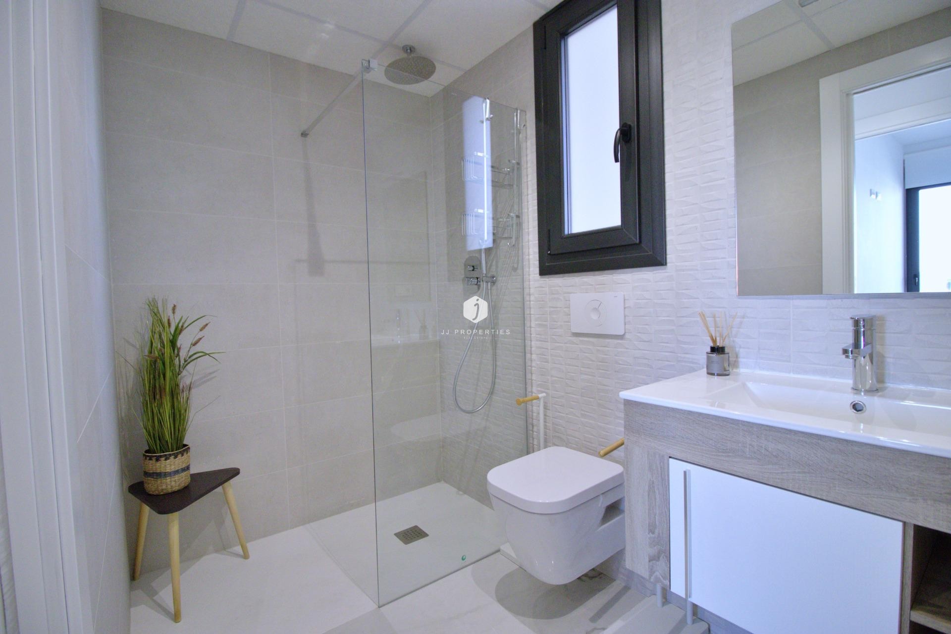 Segunda mano - Apartamento / piso -
Orihuela Costa - Punta Prima