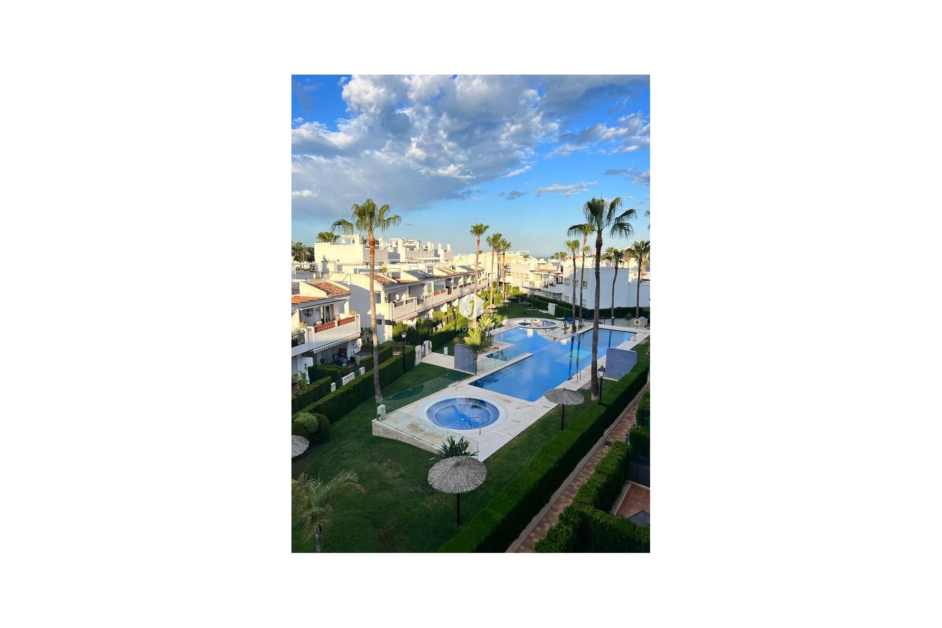 Segunda mano - Apartamento / piso -
Orihuela Costa - Villamartín