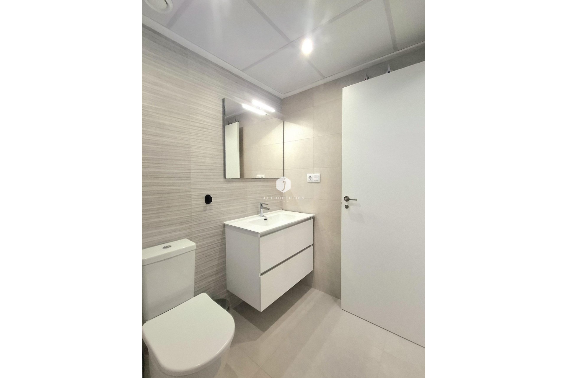 Segunda mano - Apartamento / piso -
Orihuela Costa - Villamartín