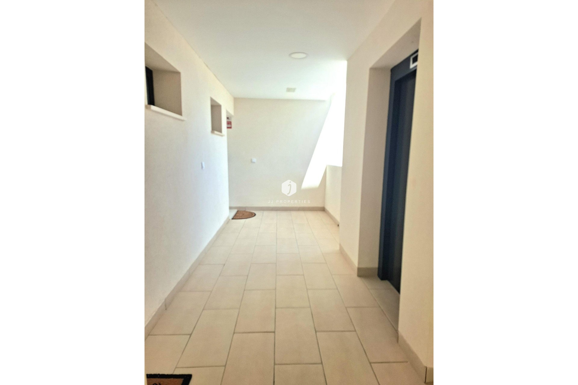 Segunda mano - Apartamento / piso -
Orihuela Costa - Villamartín