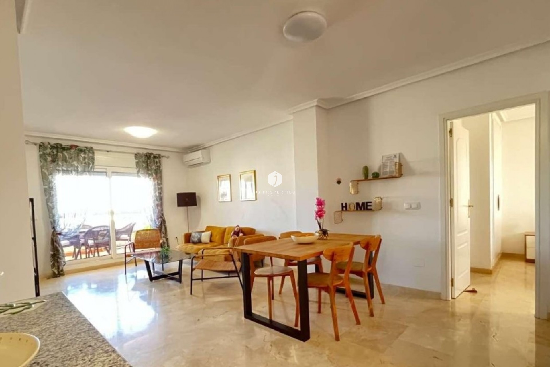 Segunda mano - Apartamento / piso -
Playa Flamenca - Costa Blanca
