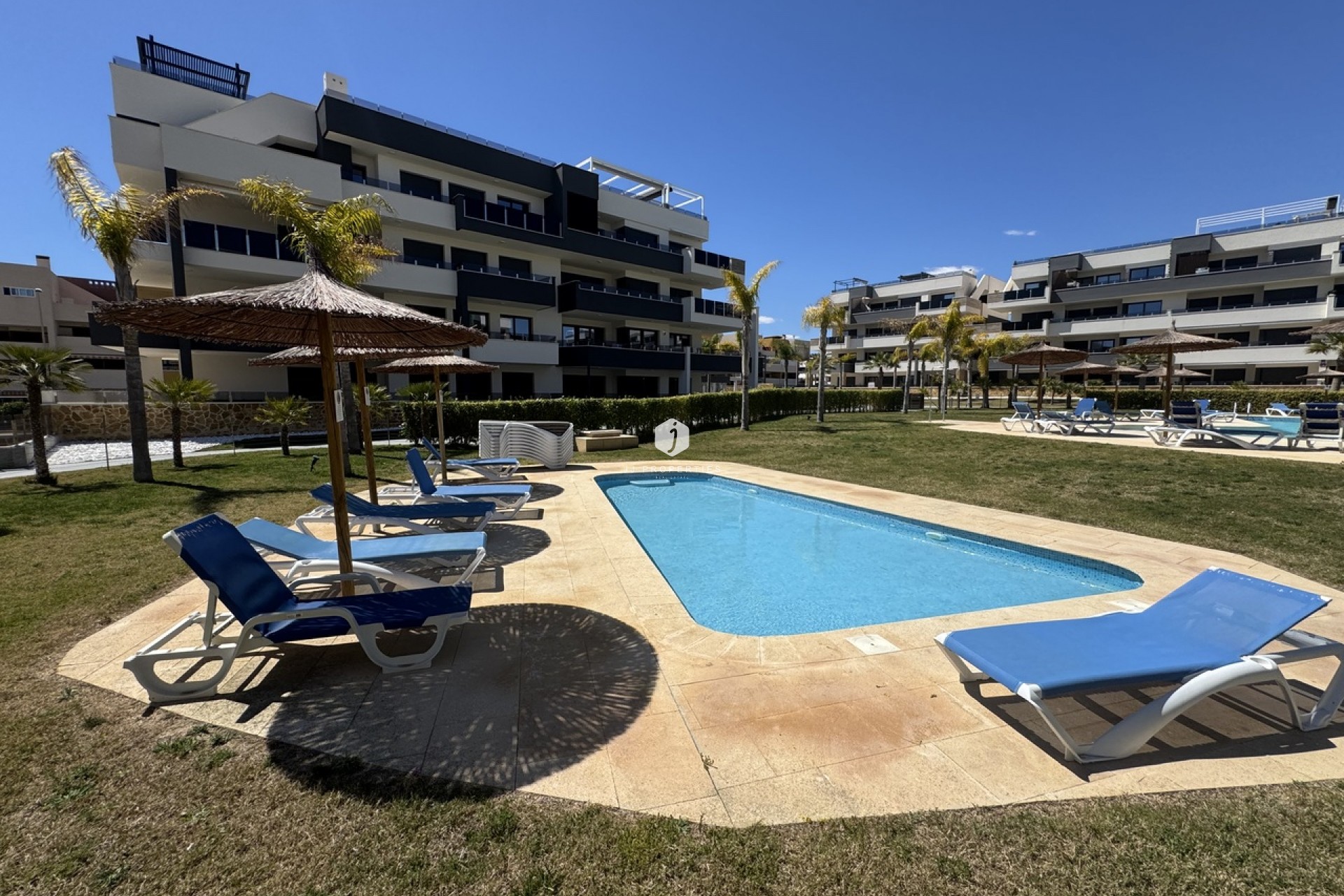 Segunda mano - Apartamento / piso -
Playa Flamenca - Costa Blanca