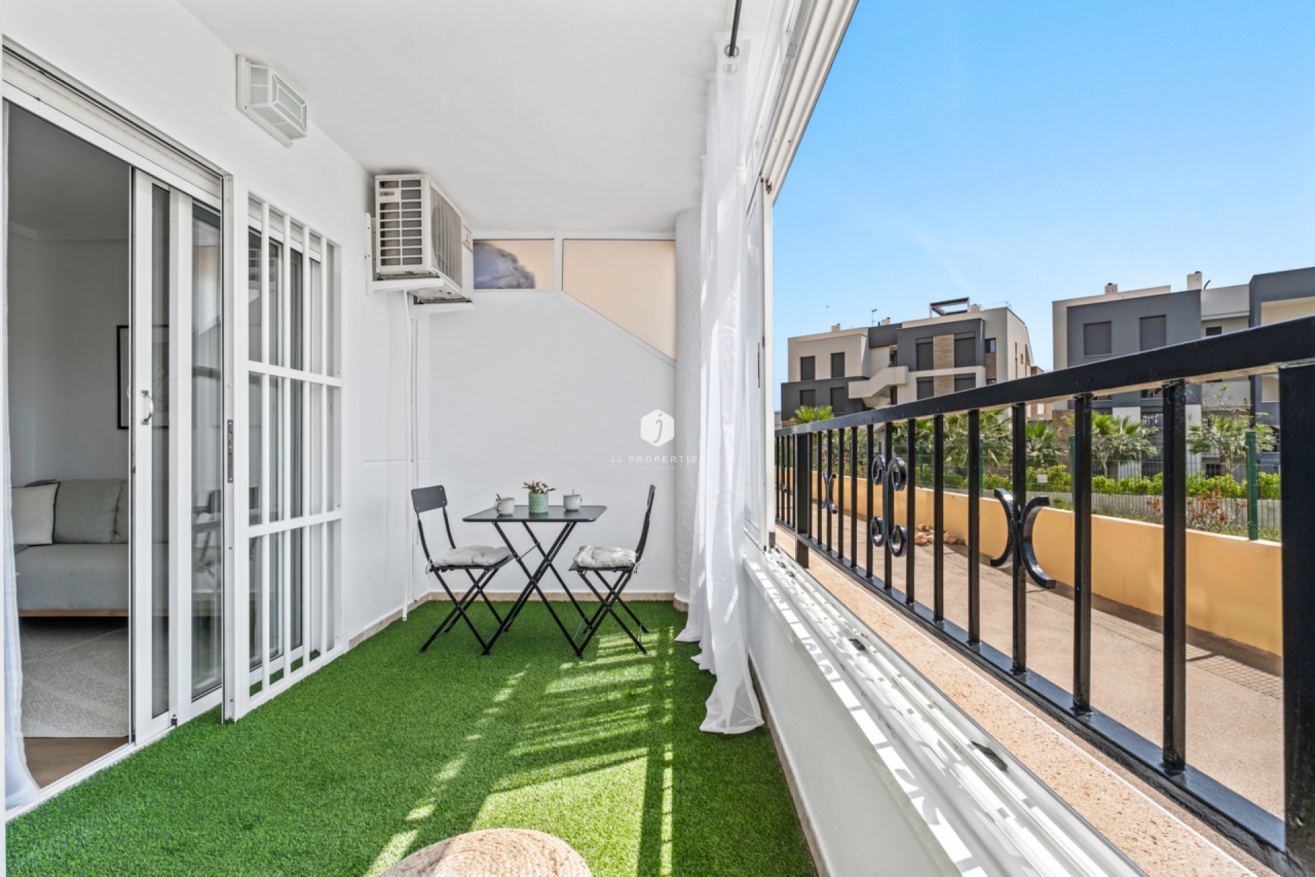 Segunda mano - Apartamento / piso -
Playa Flamenca - Costa Blanca