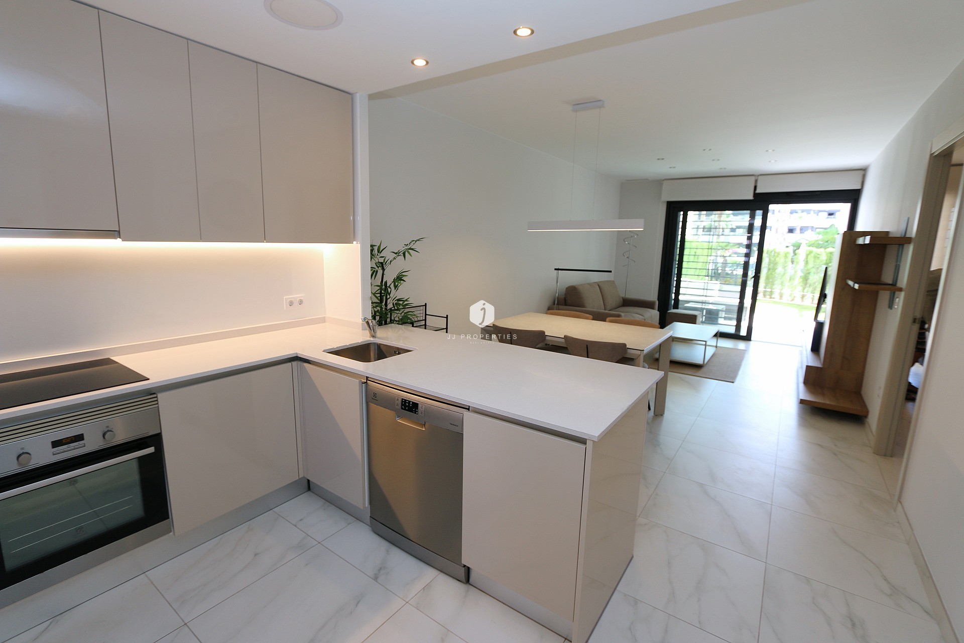 Segunda mano - Apartamento / piso -
Playa Flamenca - Costa Blanca