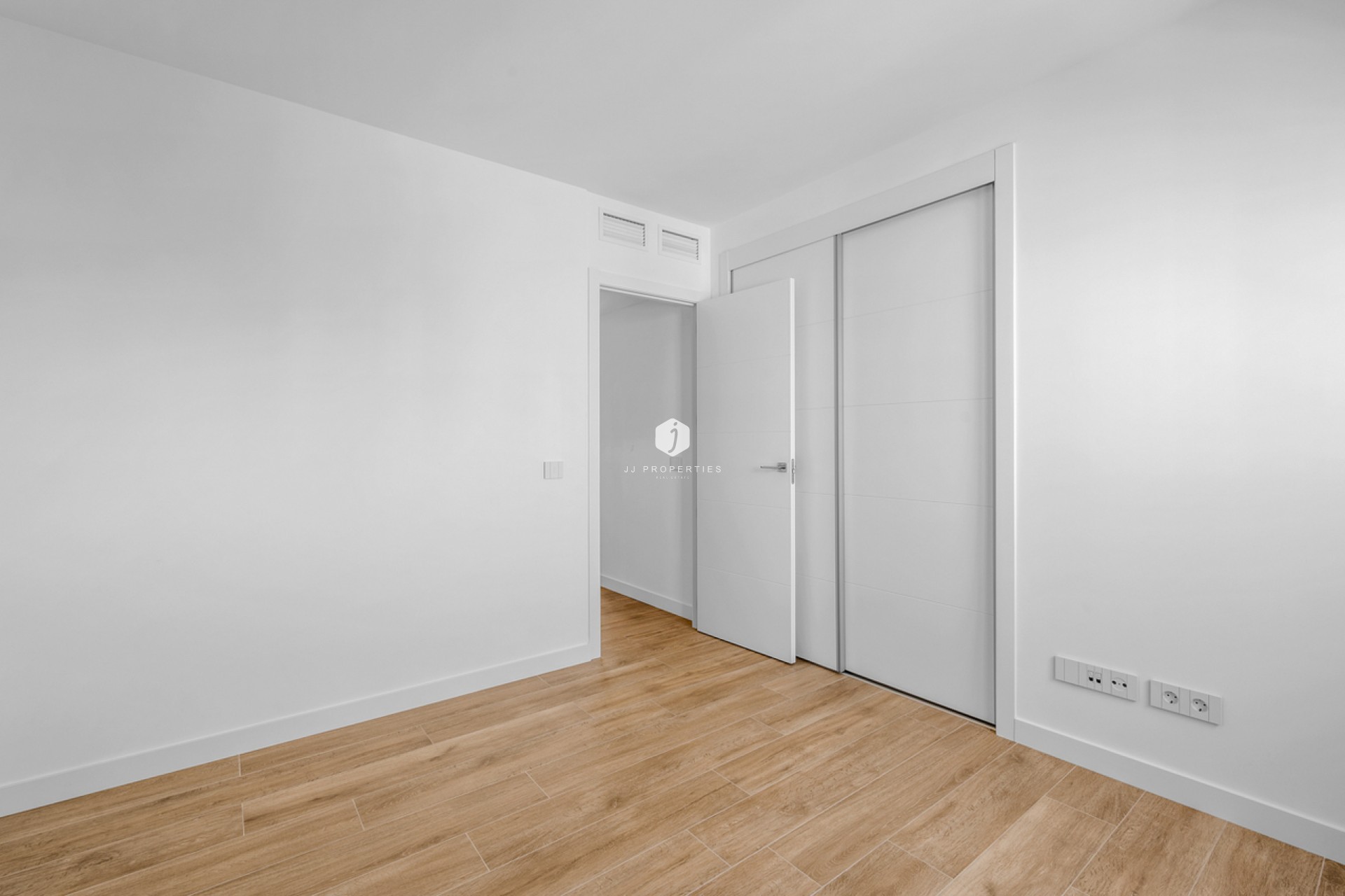 Segunda mano - Apartamento / piso -
Punta Prima - Costa Blanca