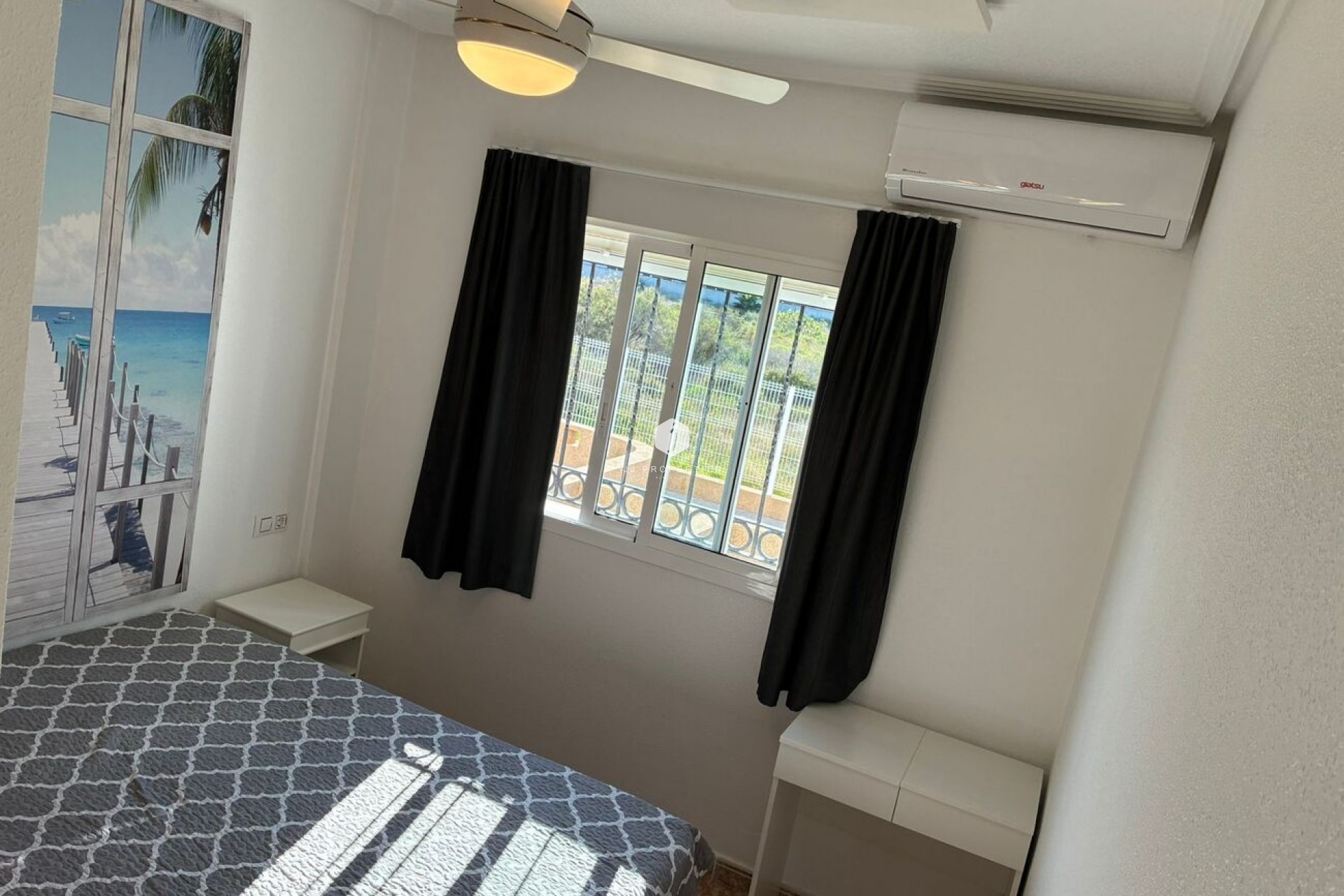 Segunda mano - Apartamento / piso -
Punta Prima - Costa Blanca