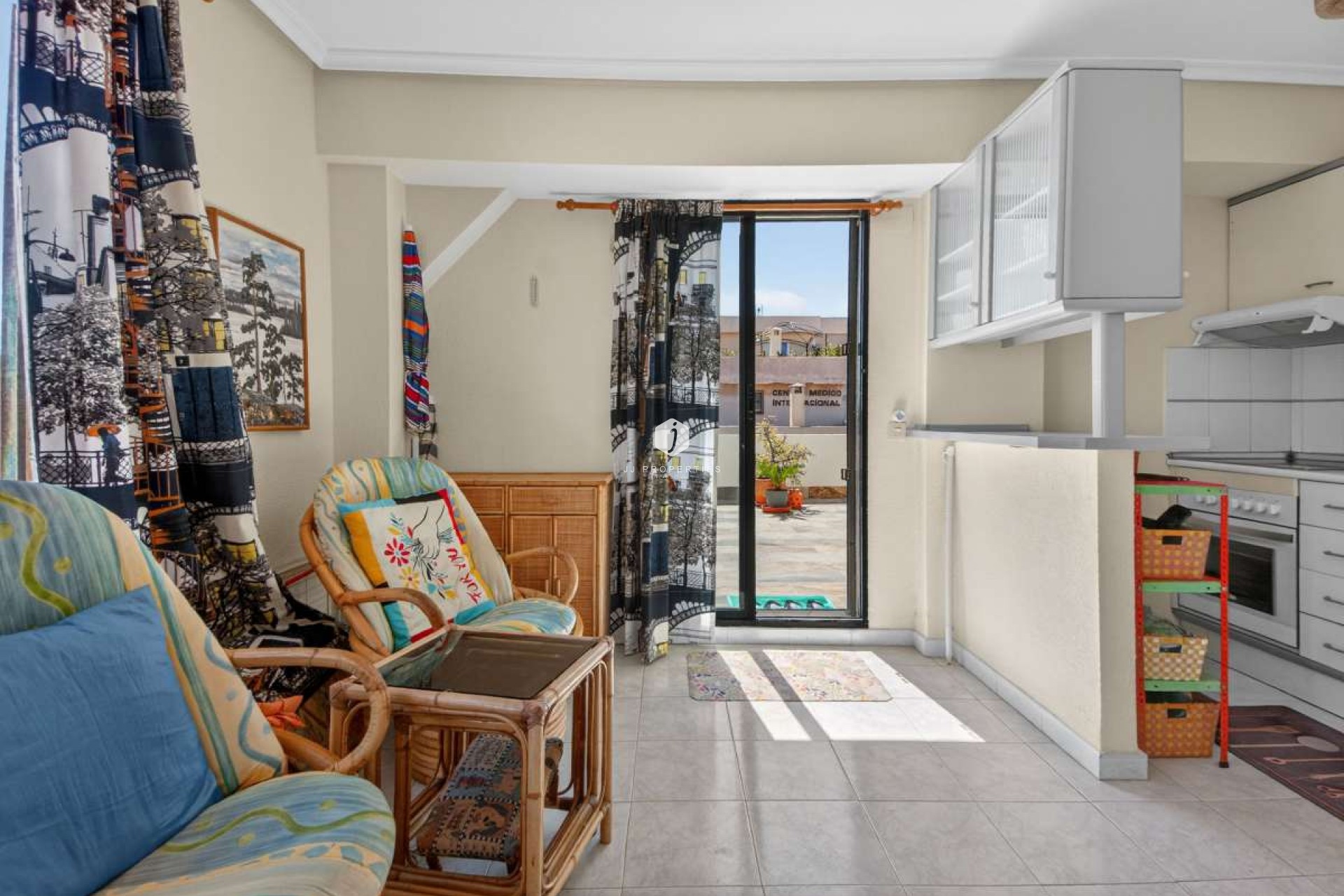 Segunda mano - Apartamento / piso -
Punta Prima - Costa Blanca
