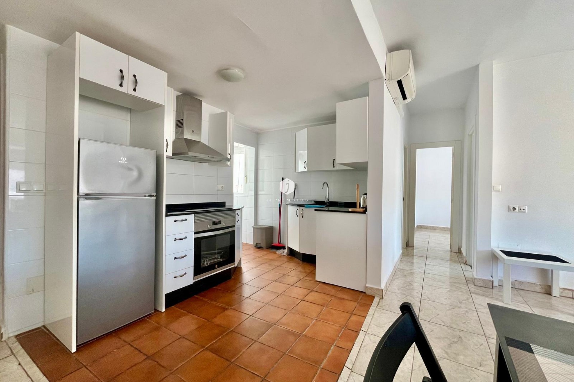 Segunda mano - Apartamento / piso -
Rojales