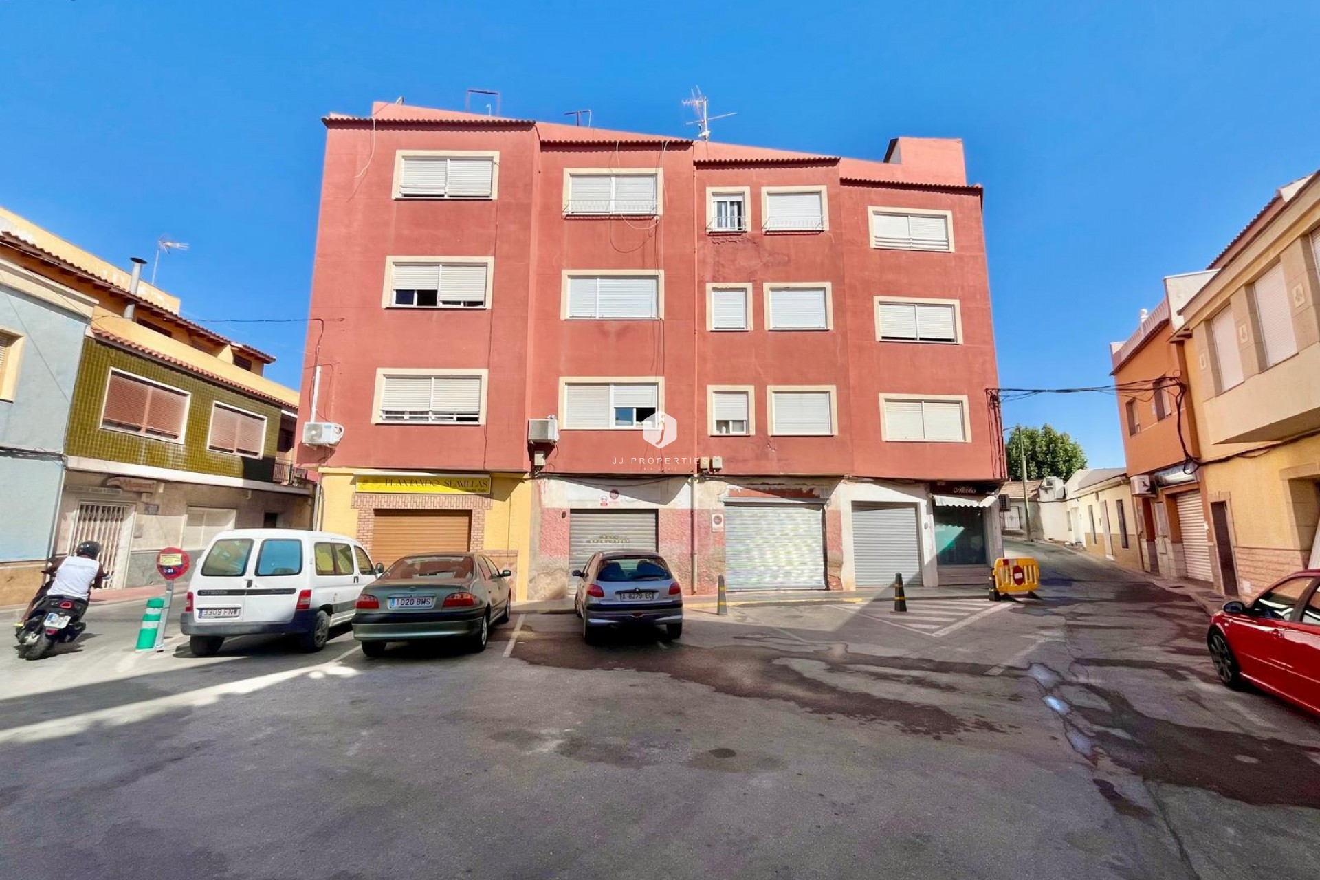 Segunda mano - Apartamento / piso -
Rojales