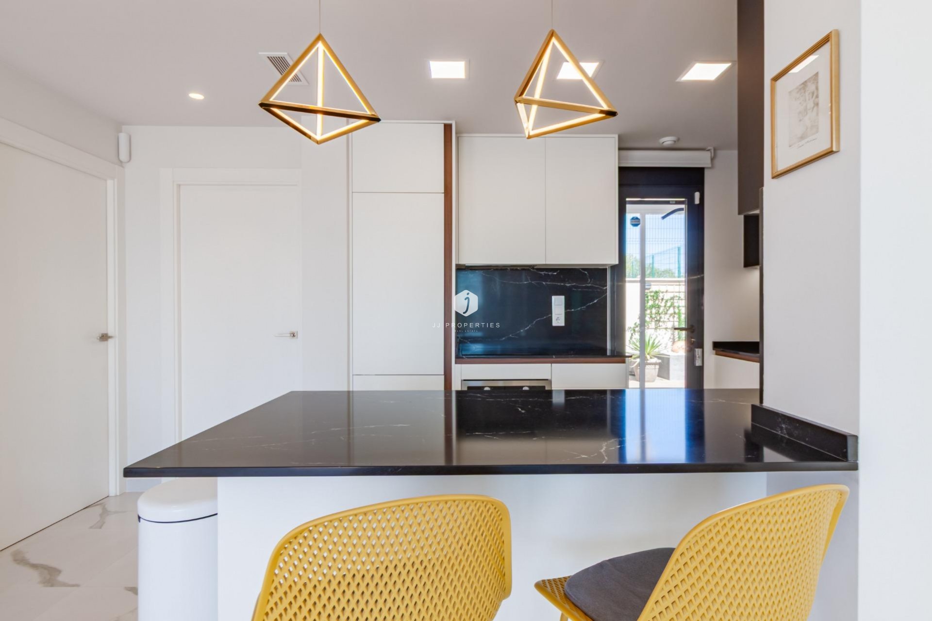 Segunda mano - Apartamento / piso -
San Miguel de Salinas - Bellavista