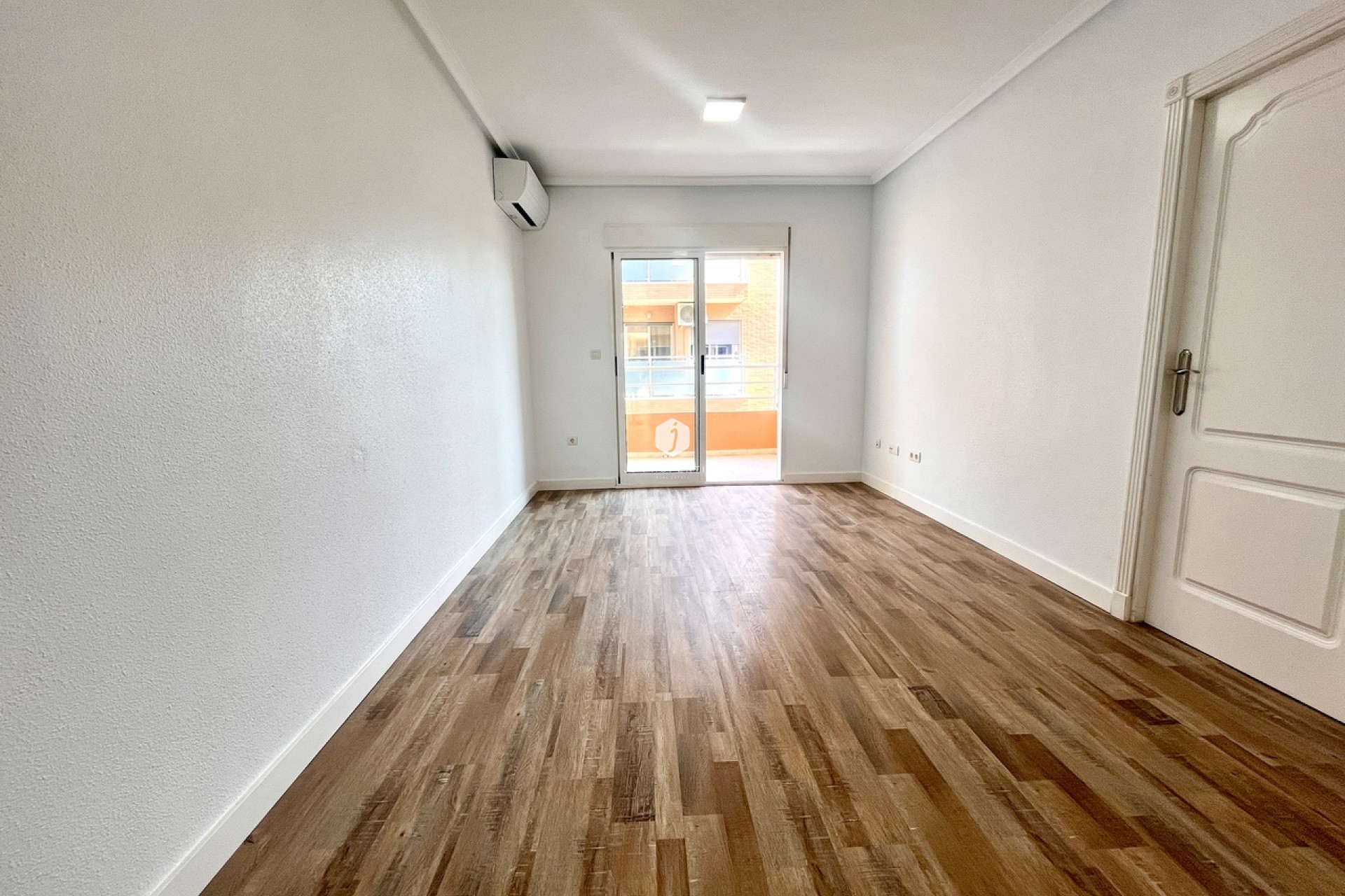 Segunda mano - Apartamento / piso -
San Miguel de Salinas - Inland