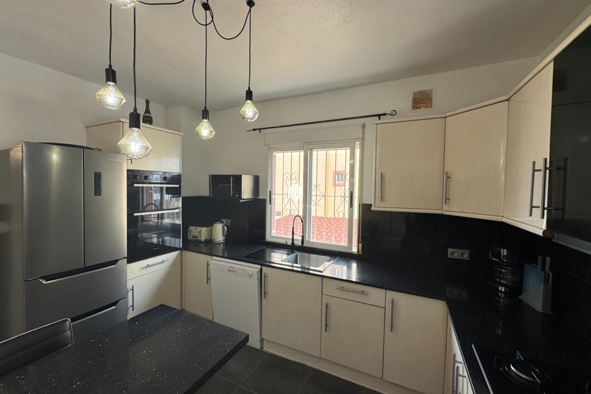 Segunda mano - Apartamento / piso -
San Miguel de Salinas - Inland