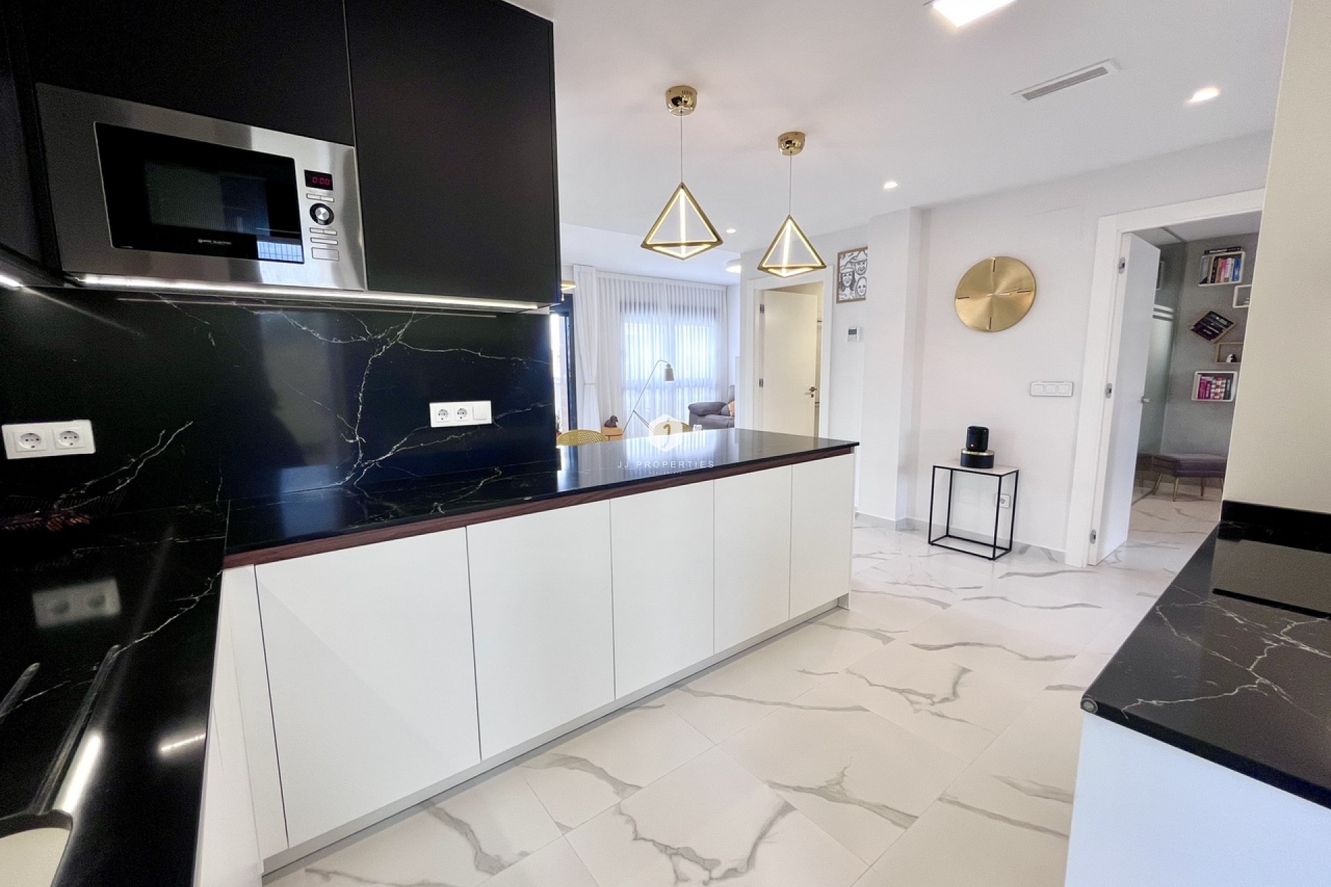 Segunda mano - Apartamento / piso -
San Miguel de Salinas - Inland