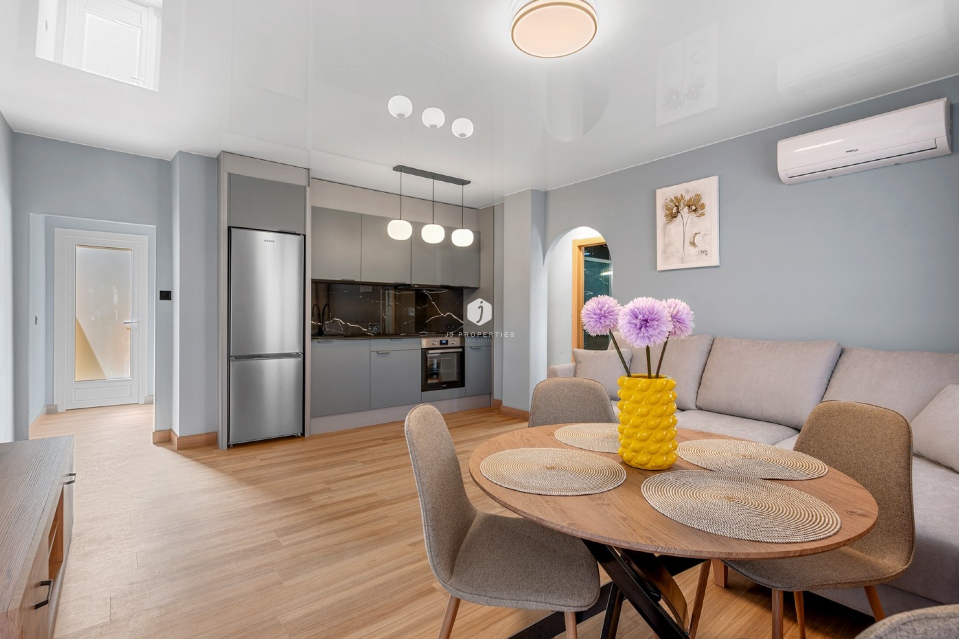 Segunda mano - Apartamento / piso -
San Miguel de Salinas - Inland