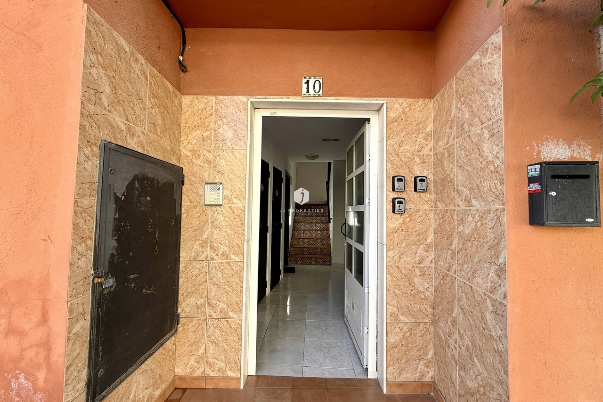 Segunda mano - Apartamento / piso -
San Miguel de Salinas - Inland