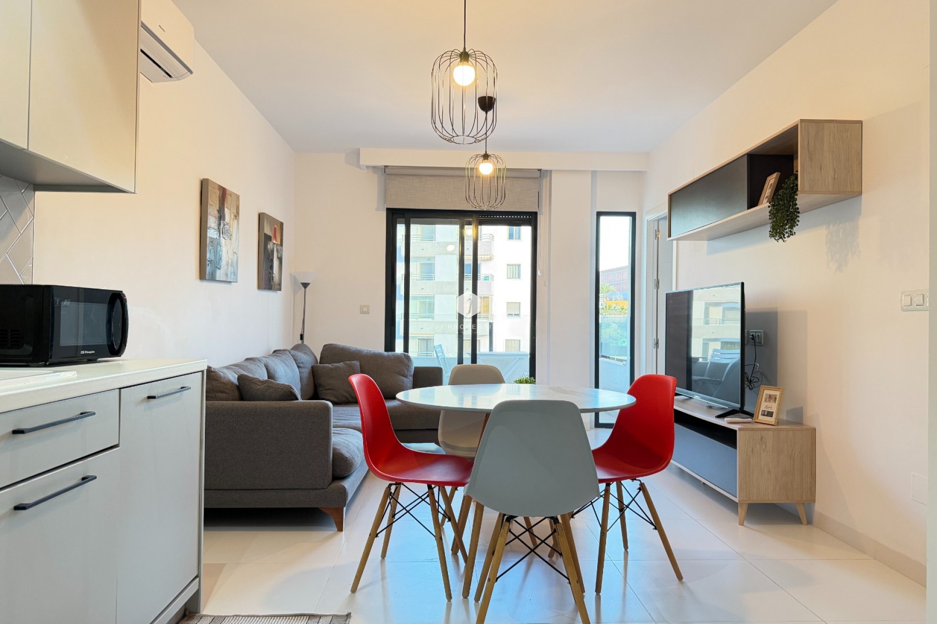 Segunda mano - Apartamento / piso -
San Miguel de Salinas - Inland