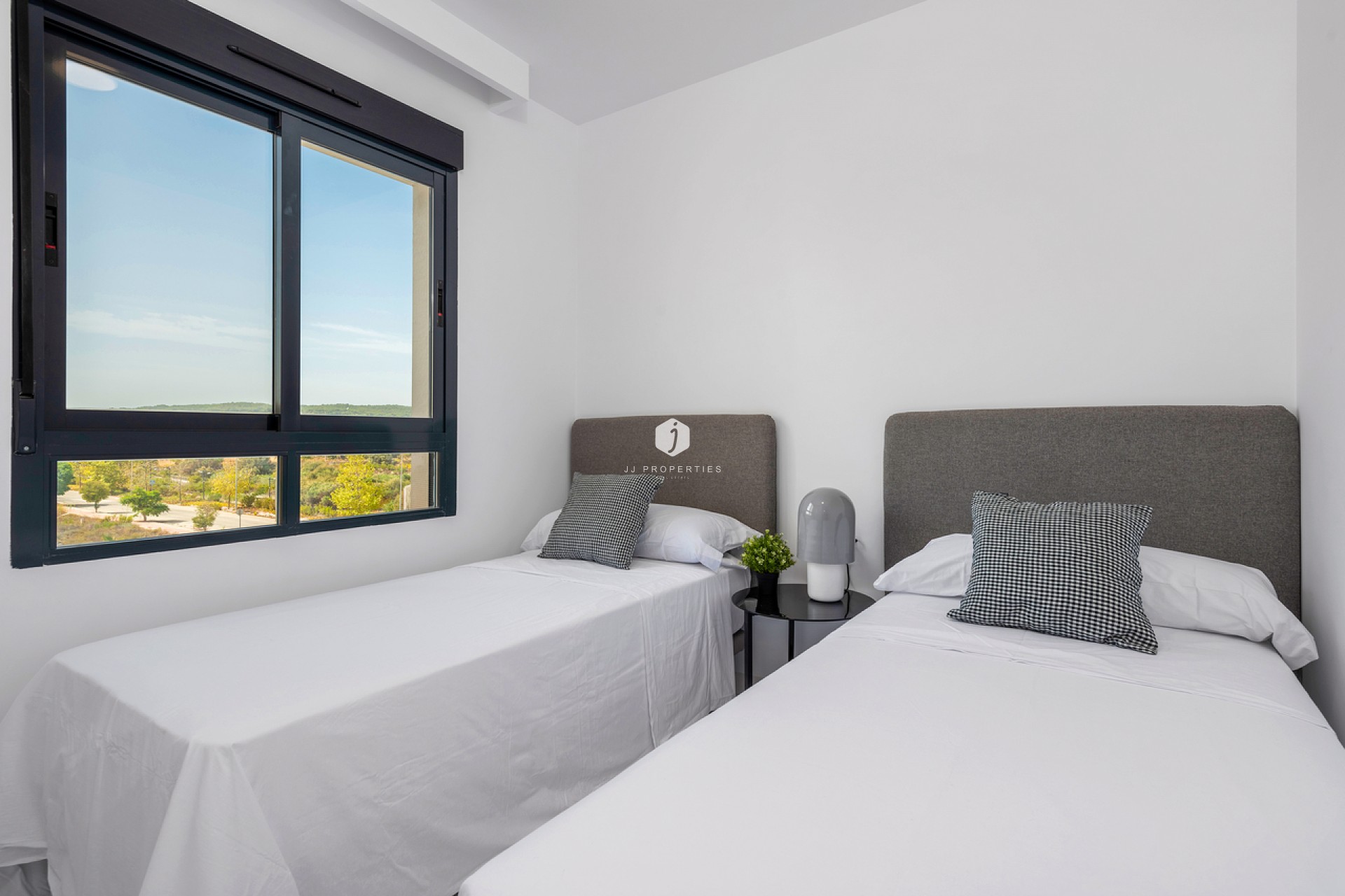 Segunda mano - Apartamento / piso -
San Miguel de Salinas - Inland