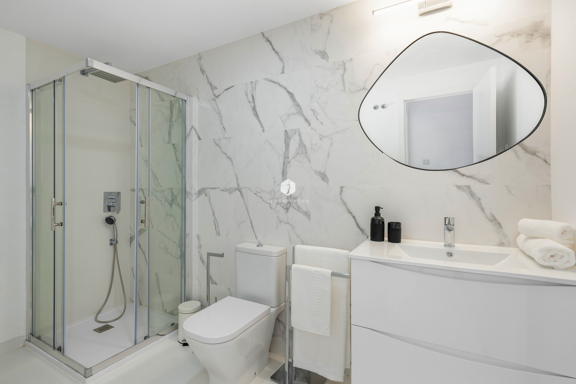 Segunda mano - Apartamento / piso -
San Miguel de Salinas - Inland