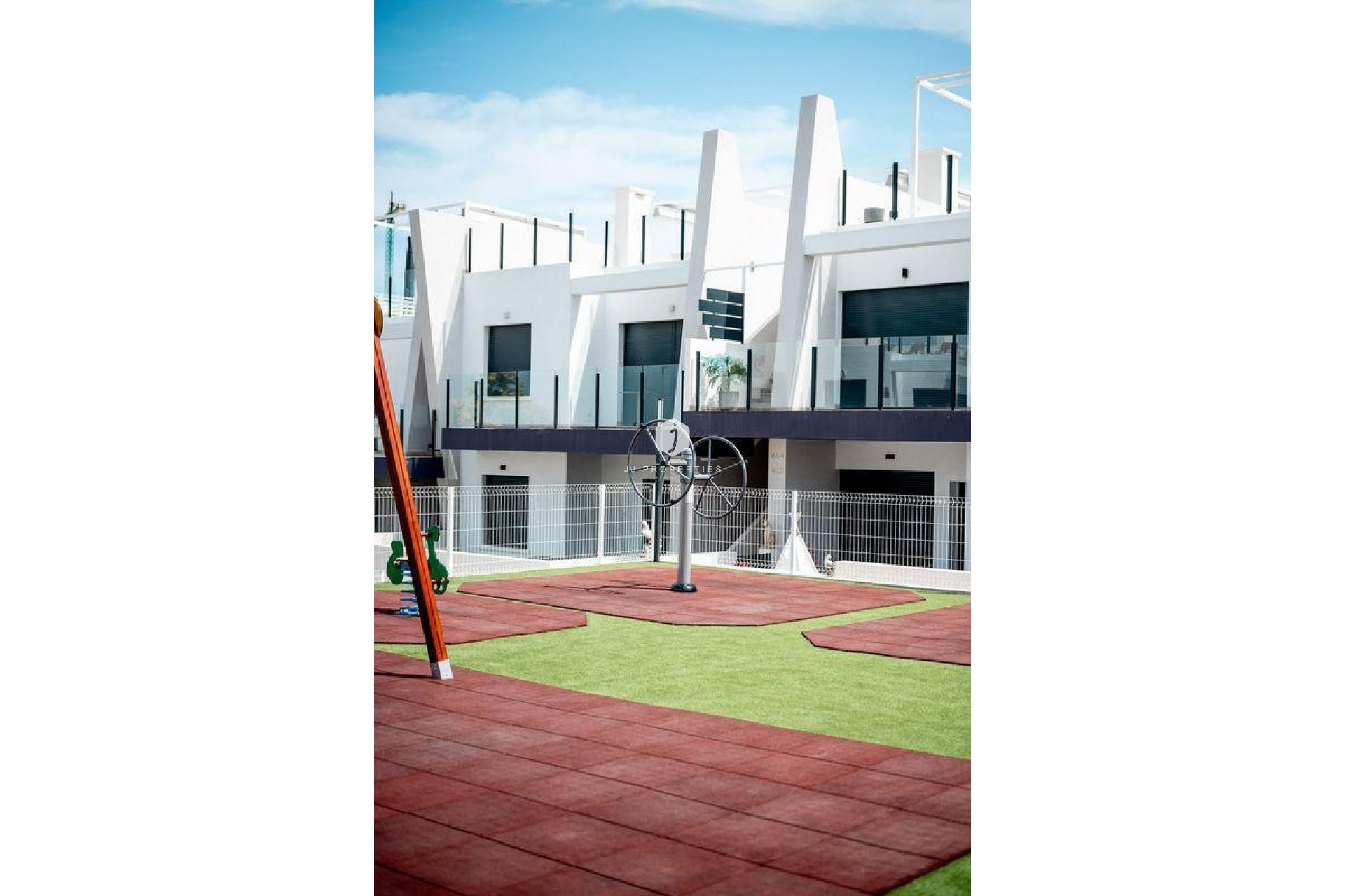 Segunda mano - Apartamento / piso -
San Miguel de Salinas - Inland