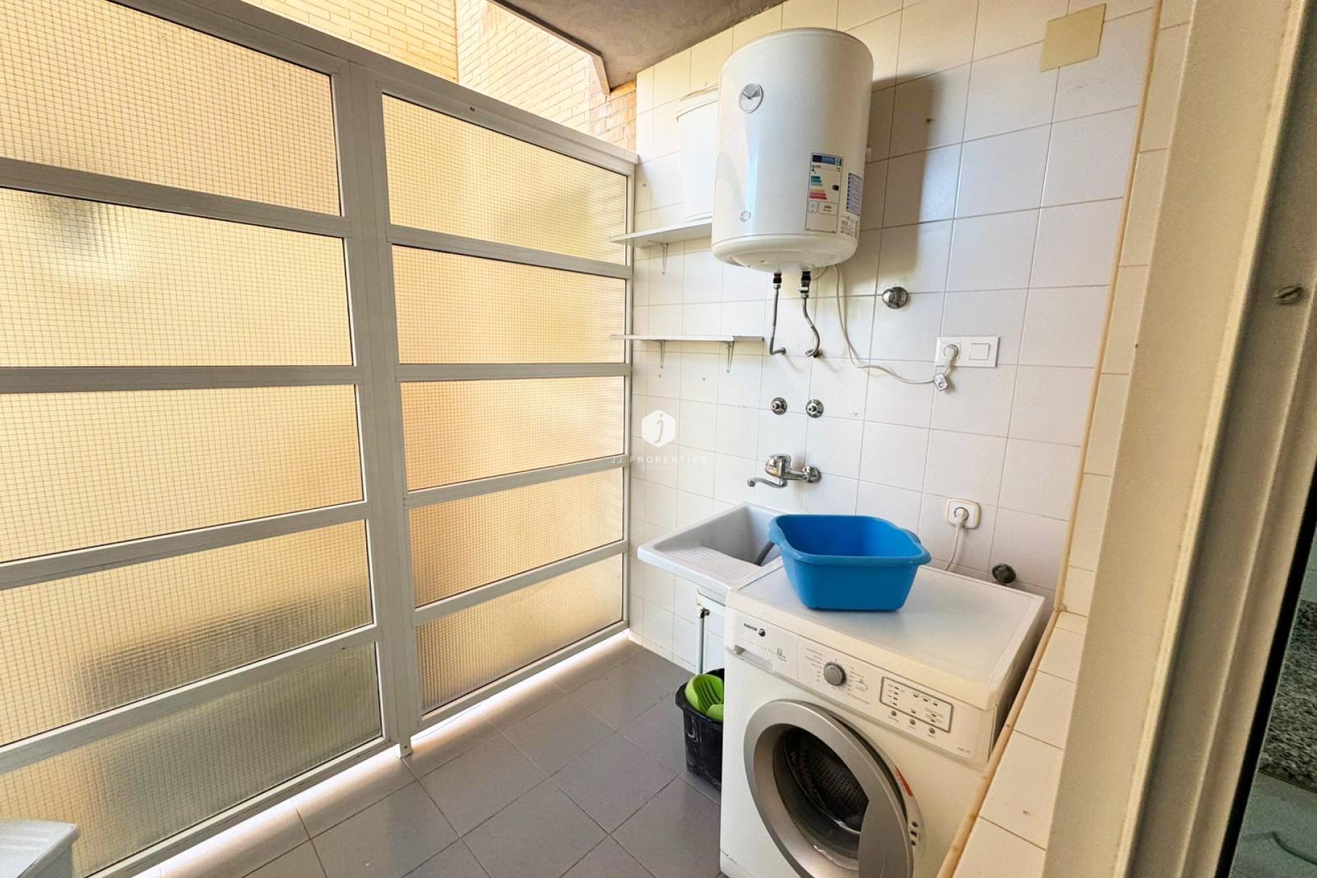 Segunda mano - Apartamento / piso -
San Miguel de Salinas - Inland
