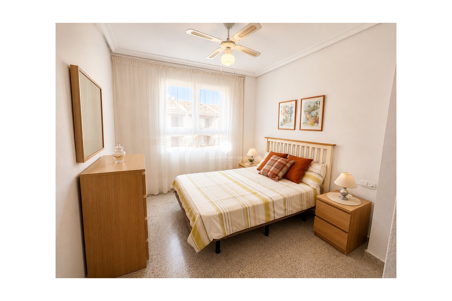 Segunda mano - Apartamento / piso -
San Miguel de Salinas - Inland