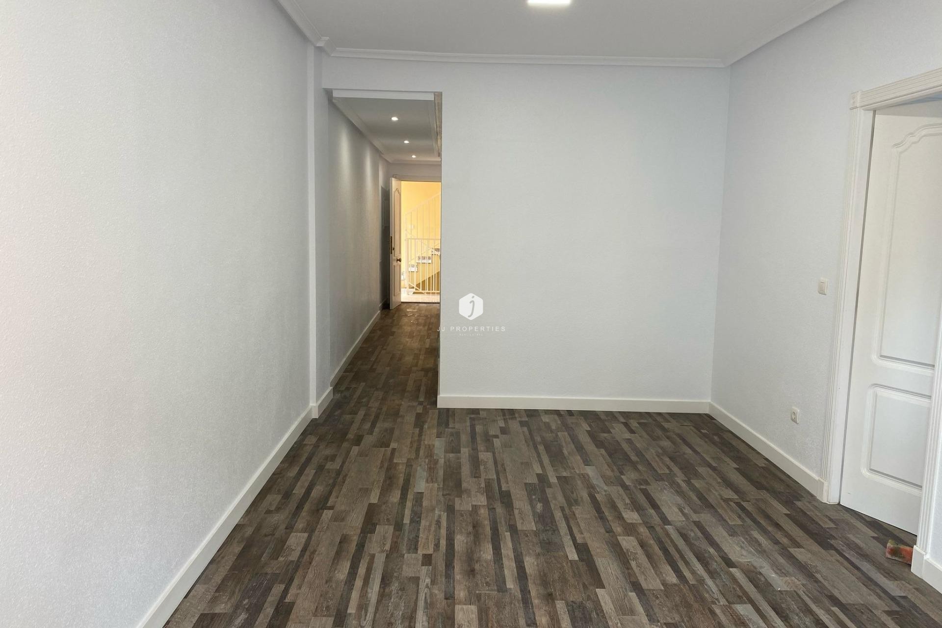 Segunda mano - Apartamento / piso -
San Miguel de Salinas - Pueblo 9