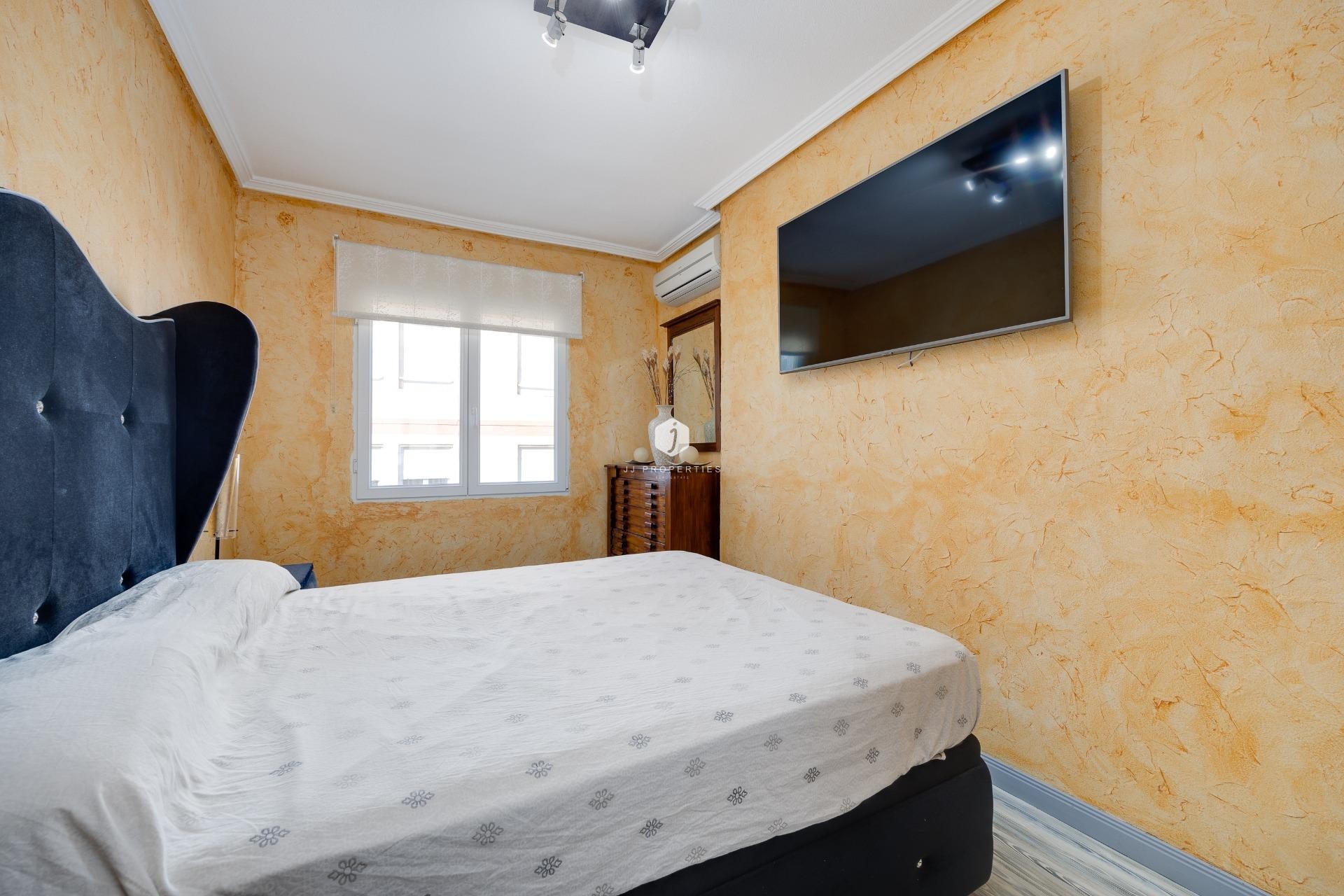 Segunda mano - Apartamento / piso -
Torrevieja - Acequion