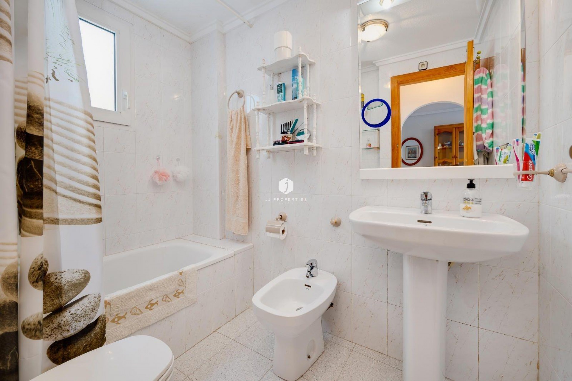 Segunda mano - Apartamento / piso -
Torrevieja - Acequion