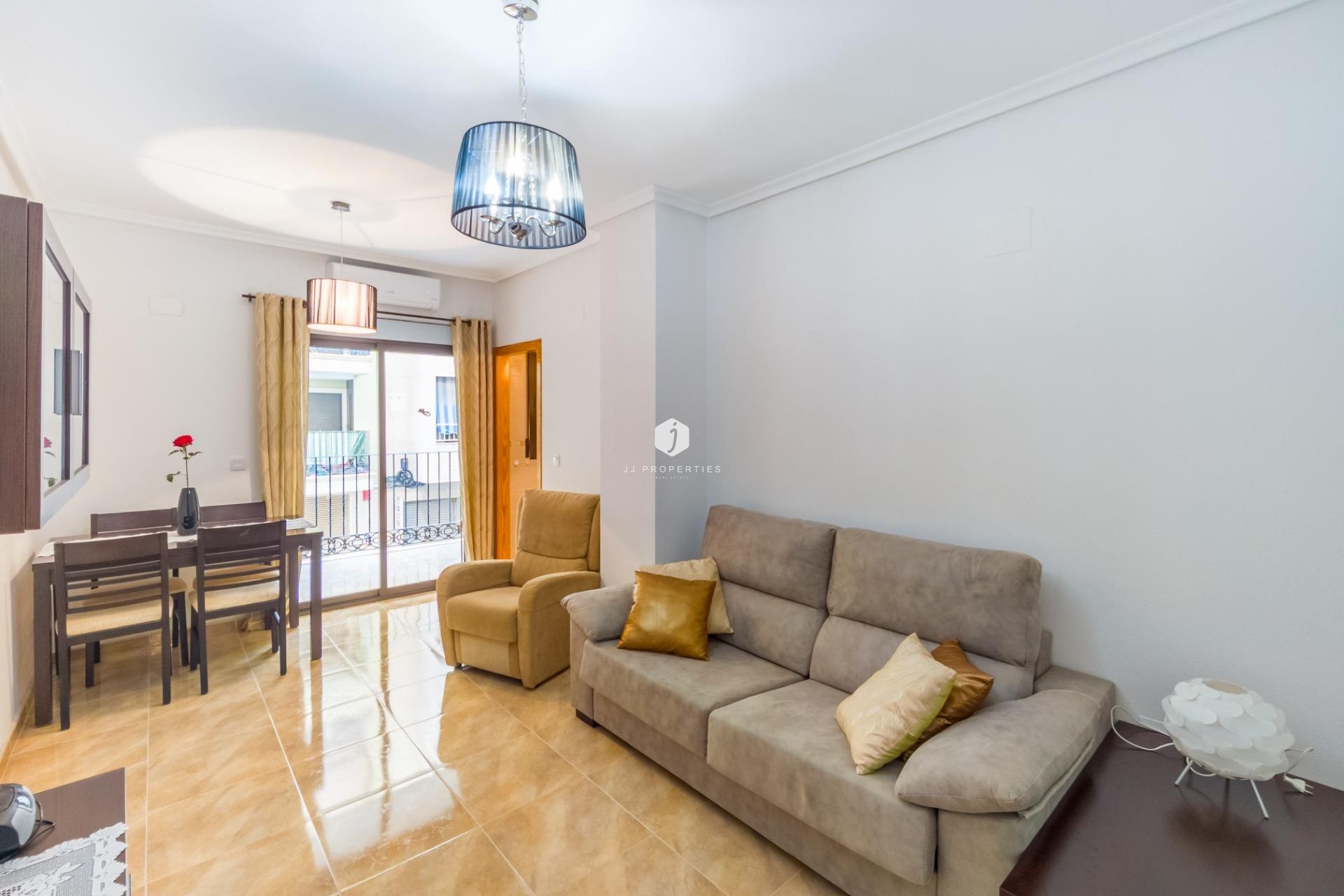Segunda mano - Apartamento / piso -
Torrevieja - Acequion