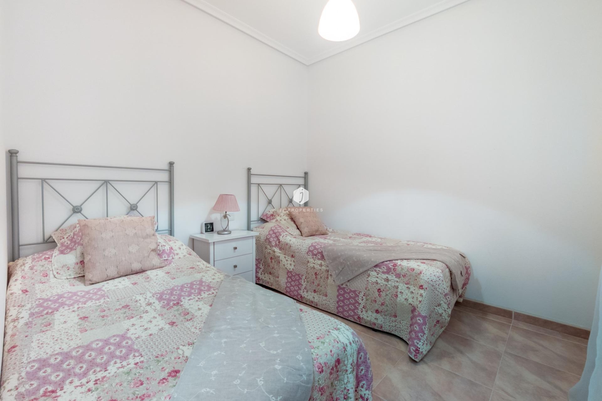 Segunda mano - Apartamento / piso -
Torrevieja - Acequion