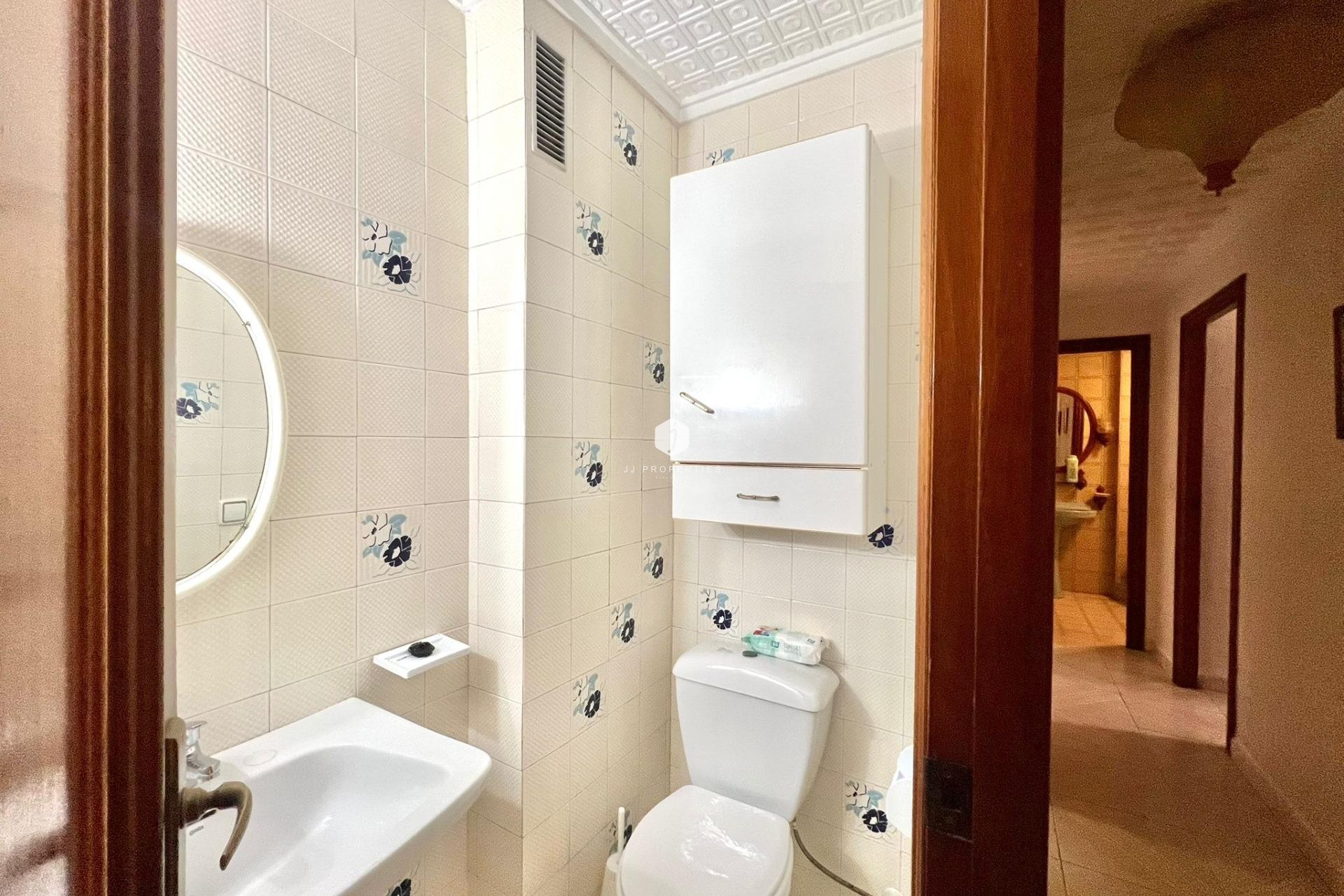 Segunda mano - Apartamento / piso -
Torrevieja - Acequion