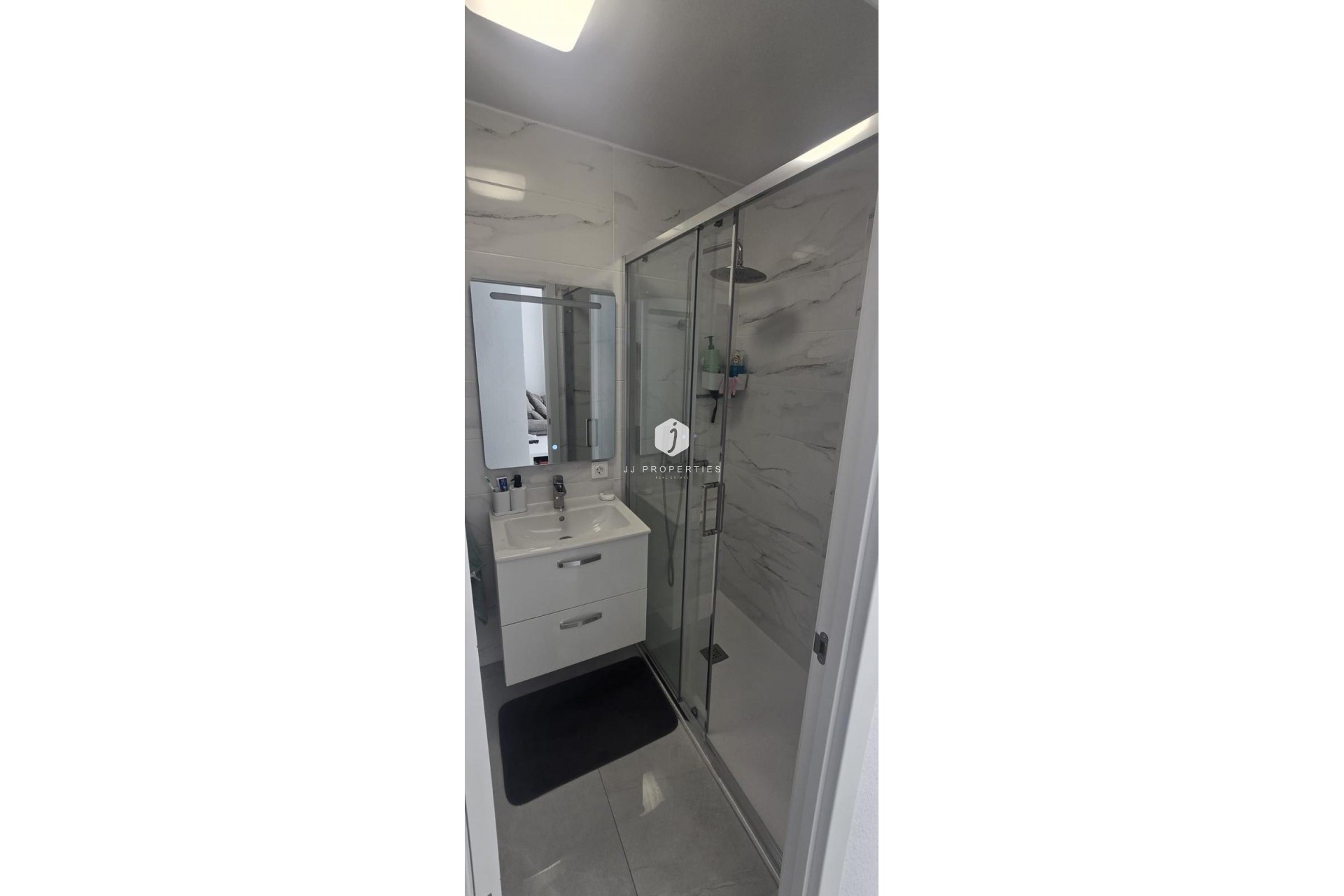 Segunda mano - Apartamento / piso -
Torrevieja - Acequion