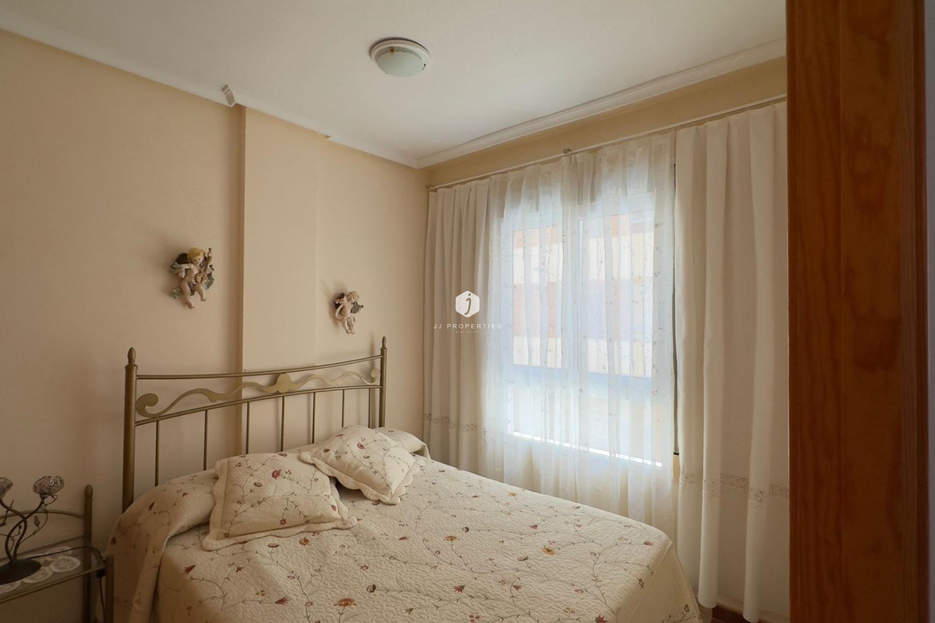 Segunda mano - Apartamento / piso -
Torrevieja - Acequion
