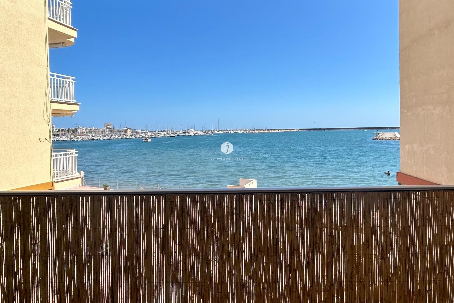 Segunda mano - Apartamento / piso -
Torrevieja - Acequion